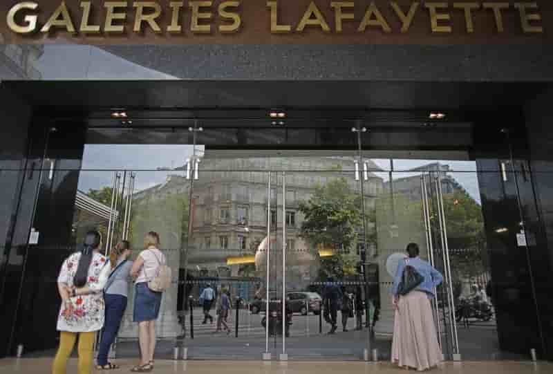 Les galeries lafayette restructurent leur reseau de magasins