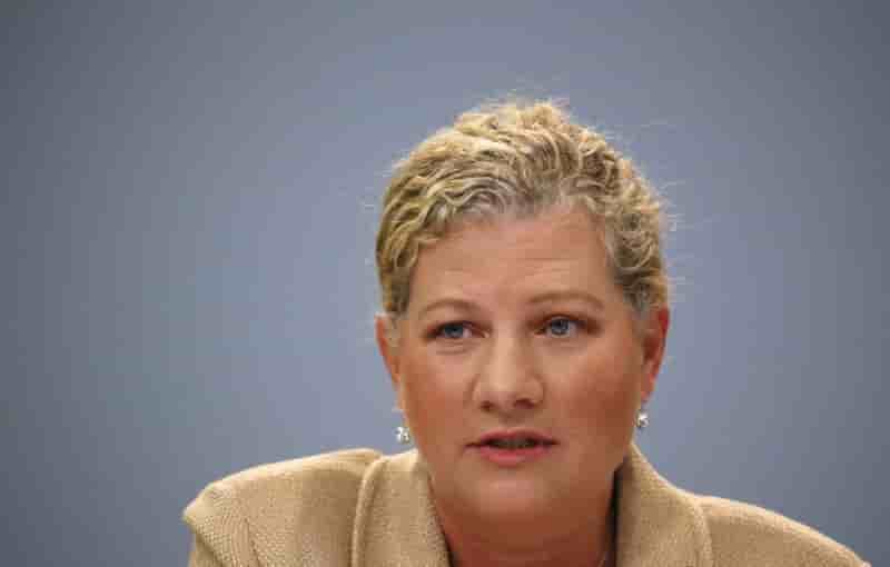 Deutsche bank: depart de la presidente du directoire deleguee