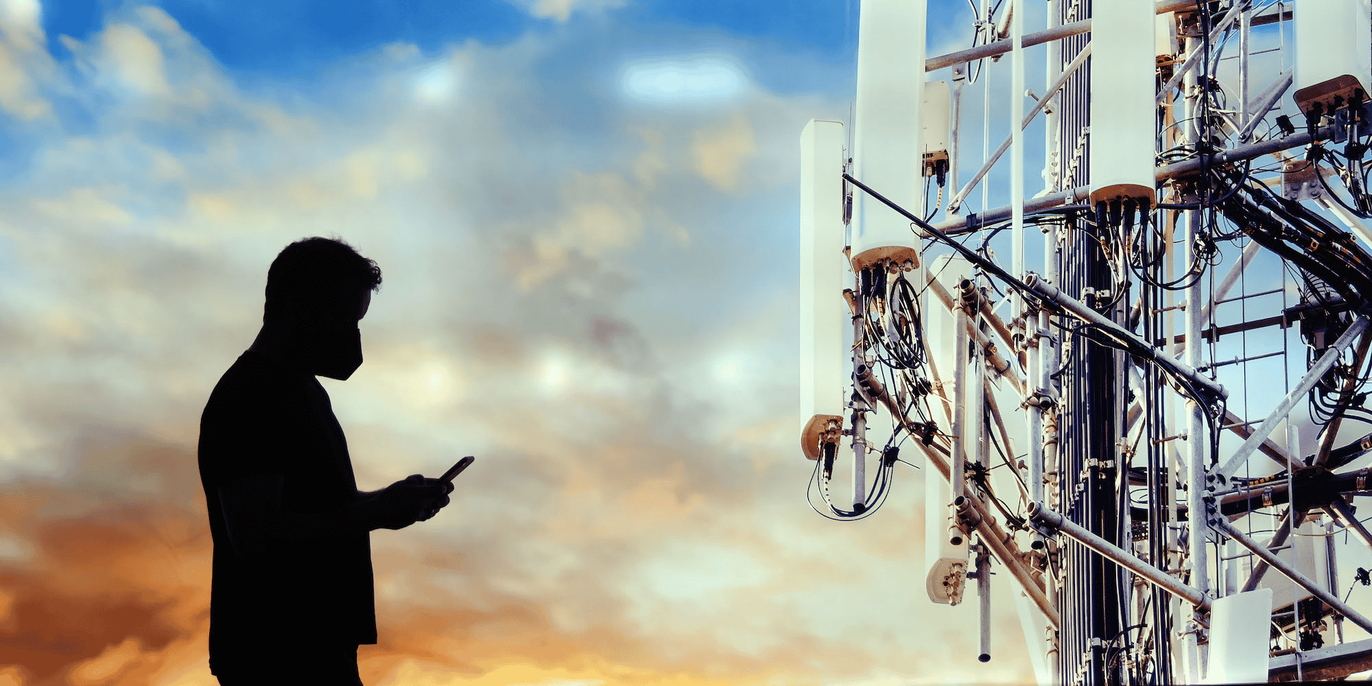 L’Arcep souligne que cette croissance des utilisateurs de mobiles 5G « va de pair avec la progression de l’usage des données ».