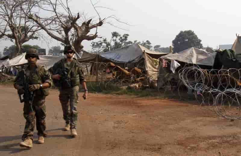 Les soldats européens relèvent Sangaris à l'aéroport de Bangui