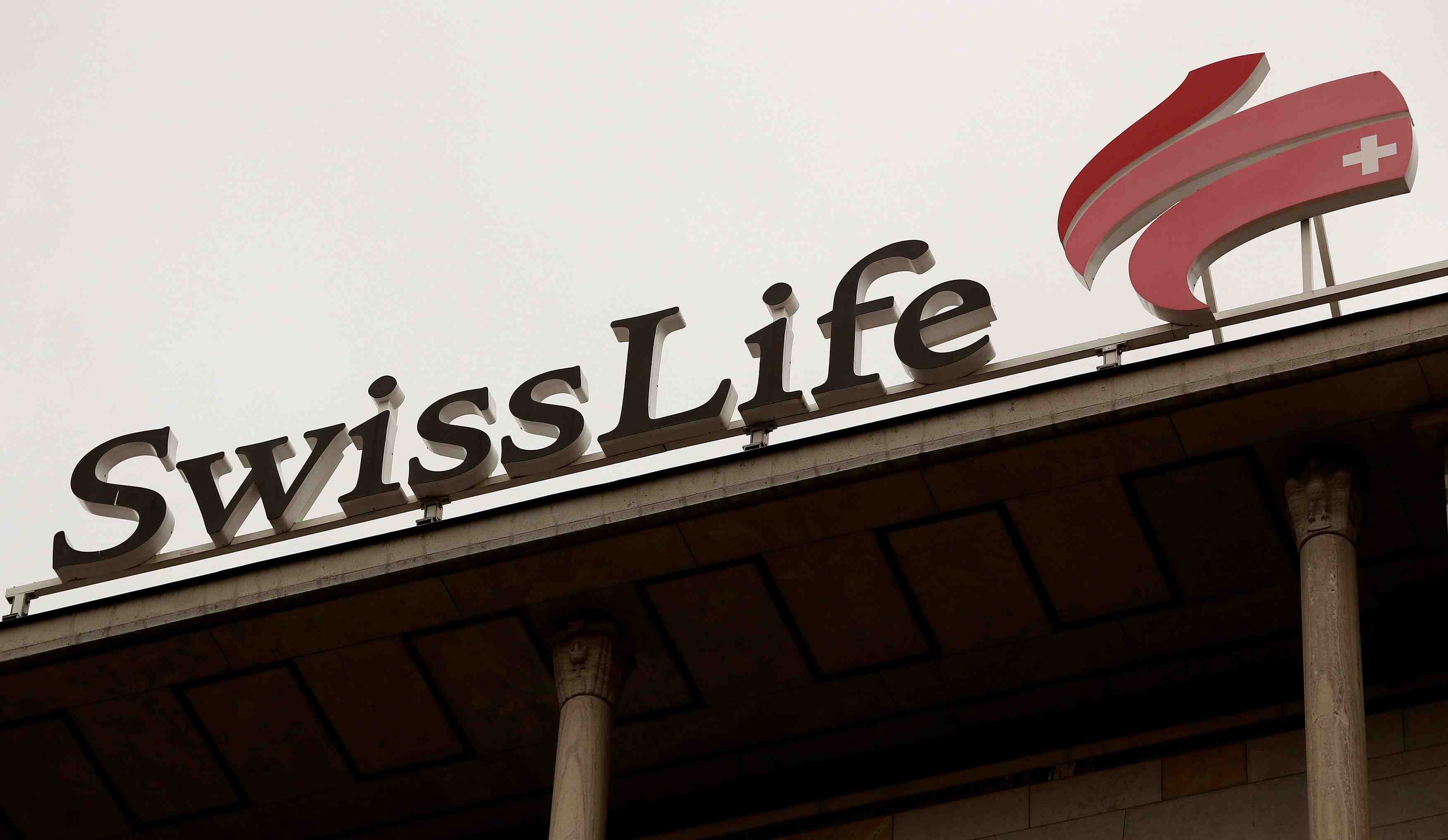 Swiss life releve son objectif de distribution du dividende
