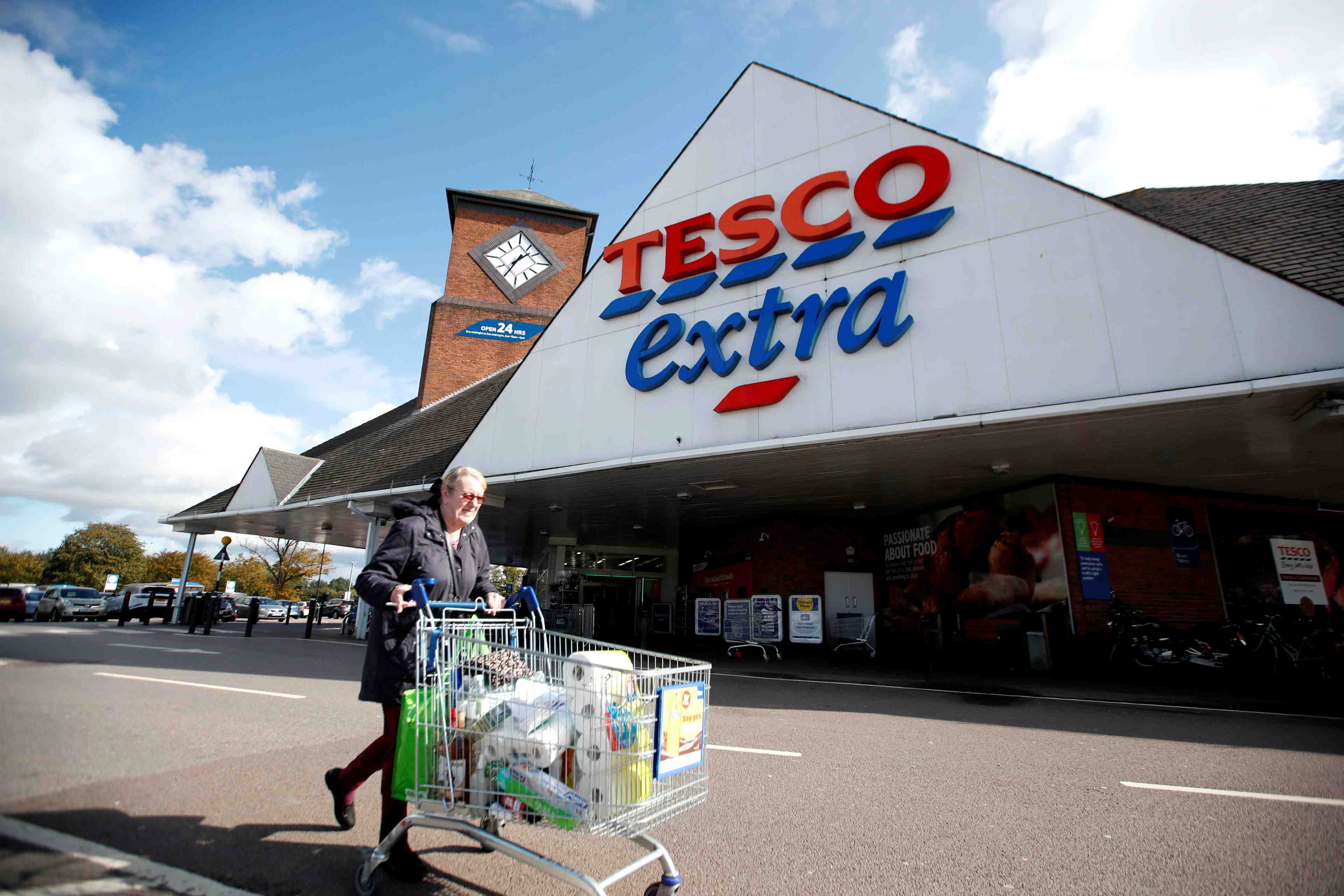 Coronavirus: tesco va rembourser 585 millions de livres d'aides publiques