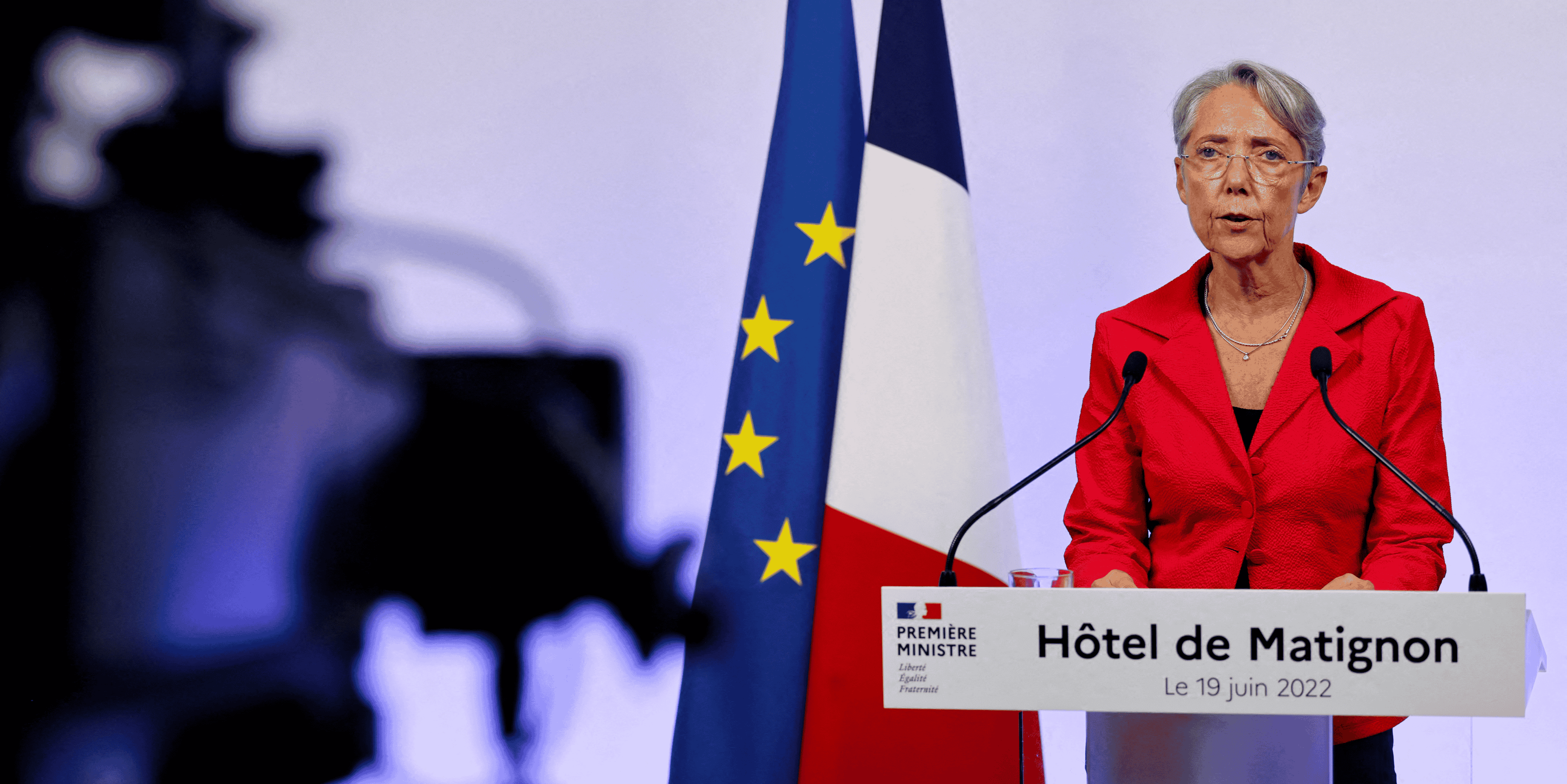 Face a une situation "inedite", borne appelle a construire "une majorite d'action"