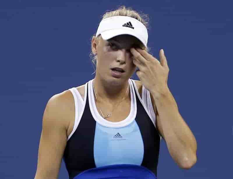 Tennis: Wozniacki blessée à l'épaule, forfait à Brisbane