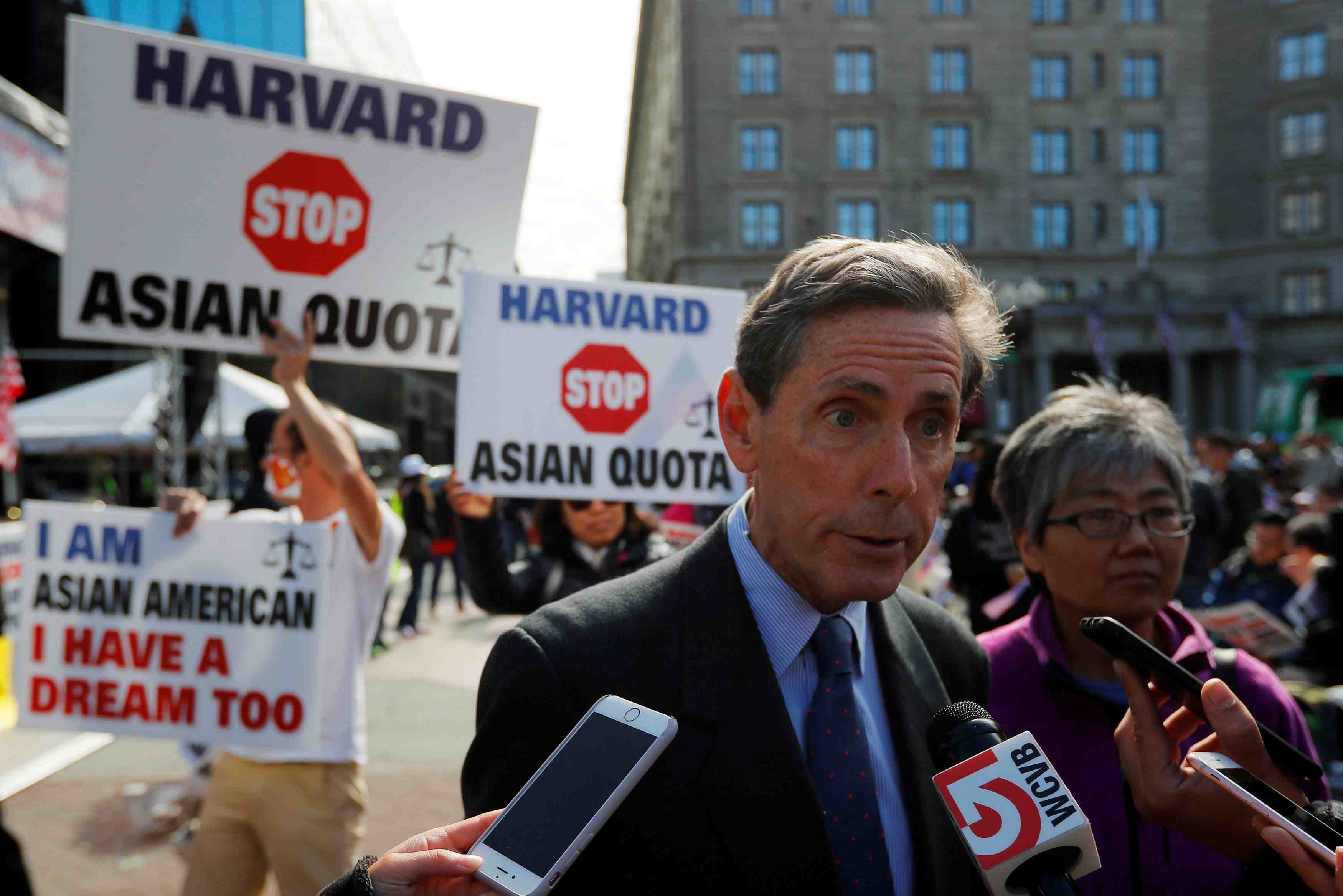 Debut du proces pour discrimination anti-asiatique a harvard