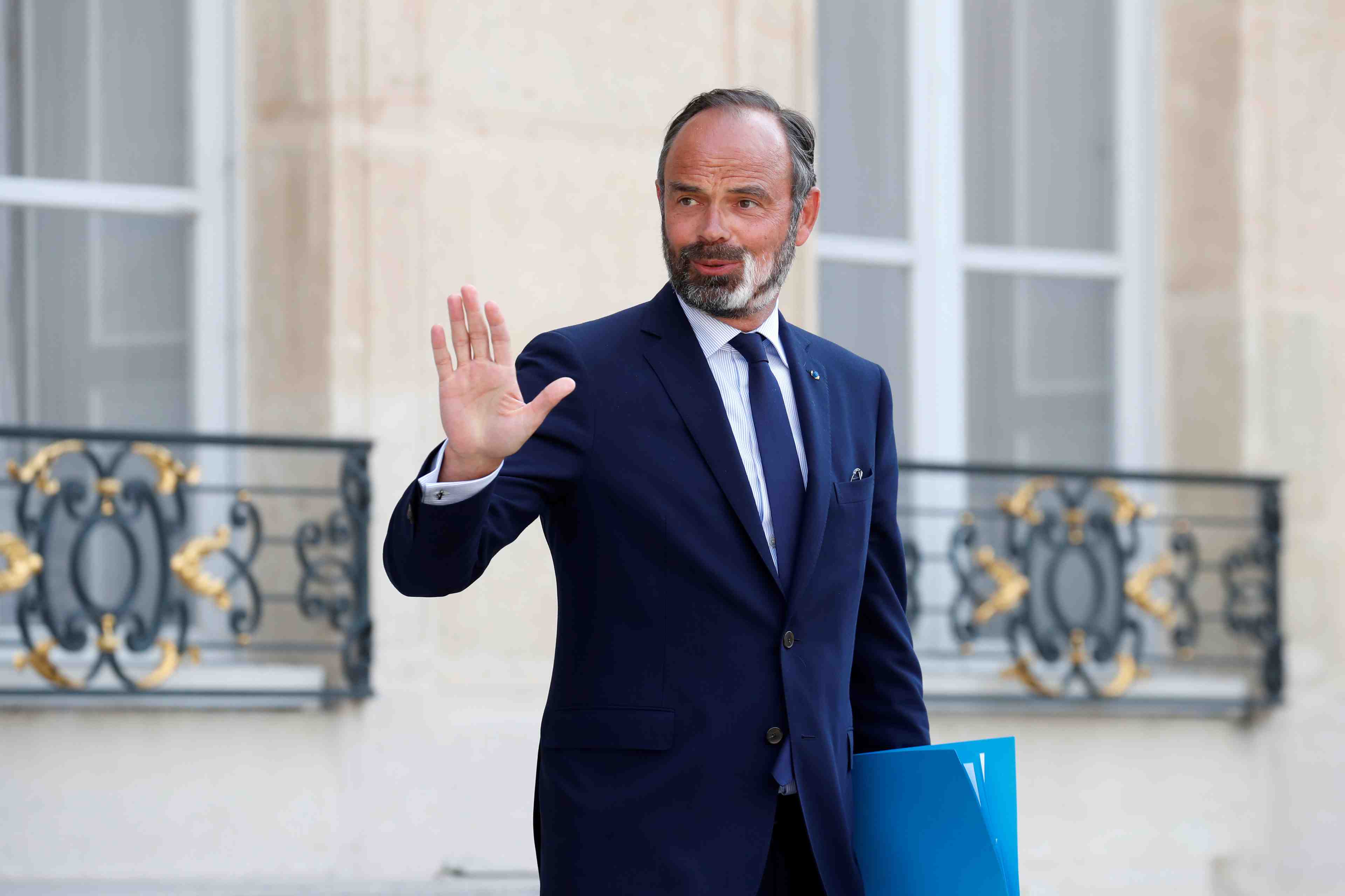 Edouard philippe de retour au havre "peut-etre beaucoup plus tot" que mai 2022