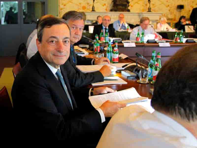 La BCE laisse ses taux inchangés, le principal reste à 0,05%