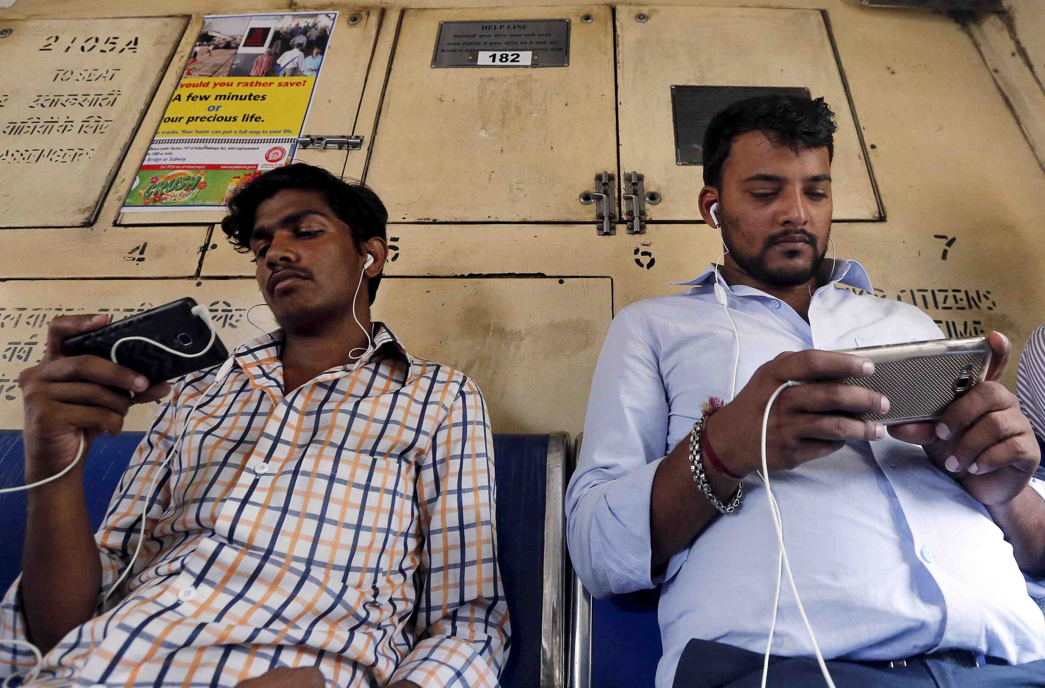 Bollywood mise sur le smartphone pour alimenter ses recettes