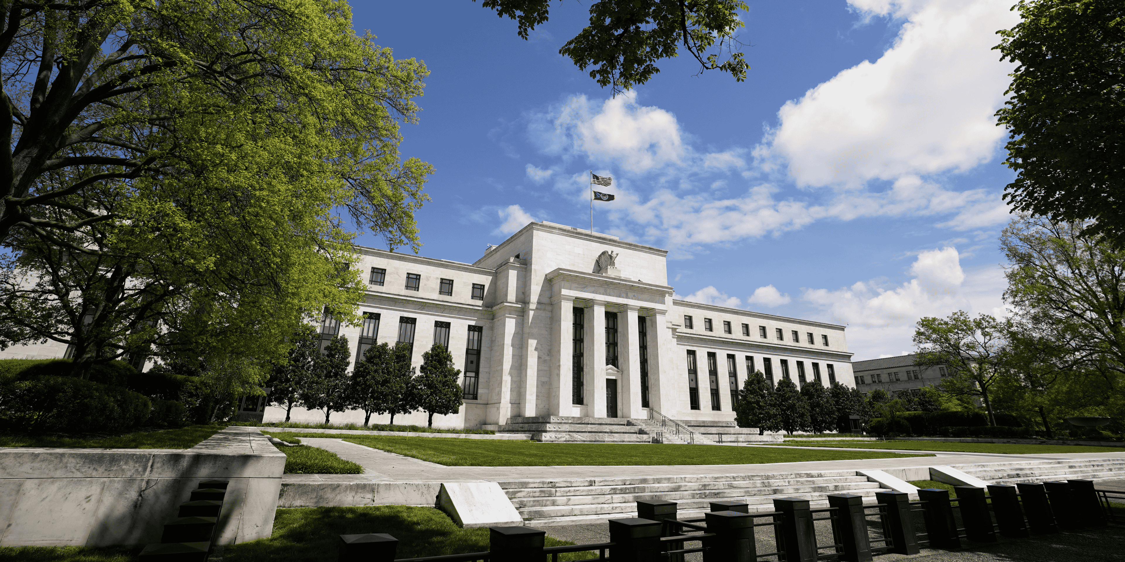 La fed fixe les besoins de fonds propres supplementaires pour les grandes banques americaines