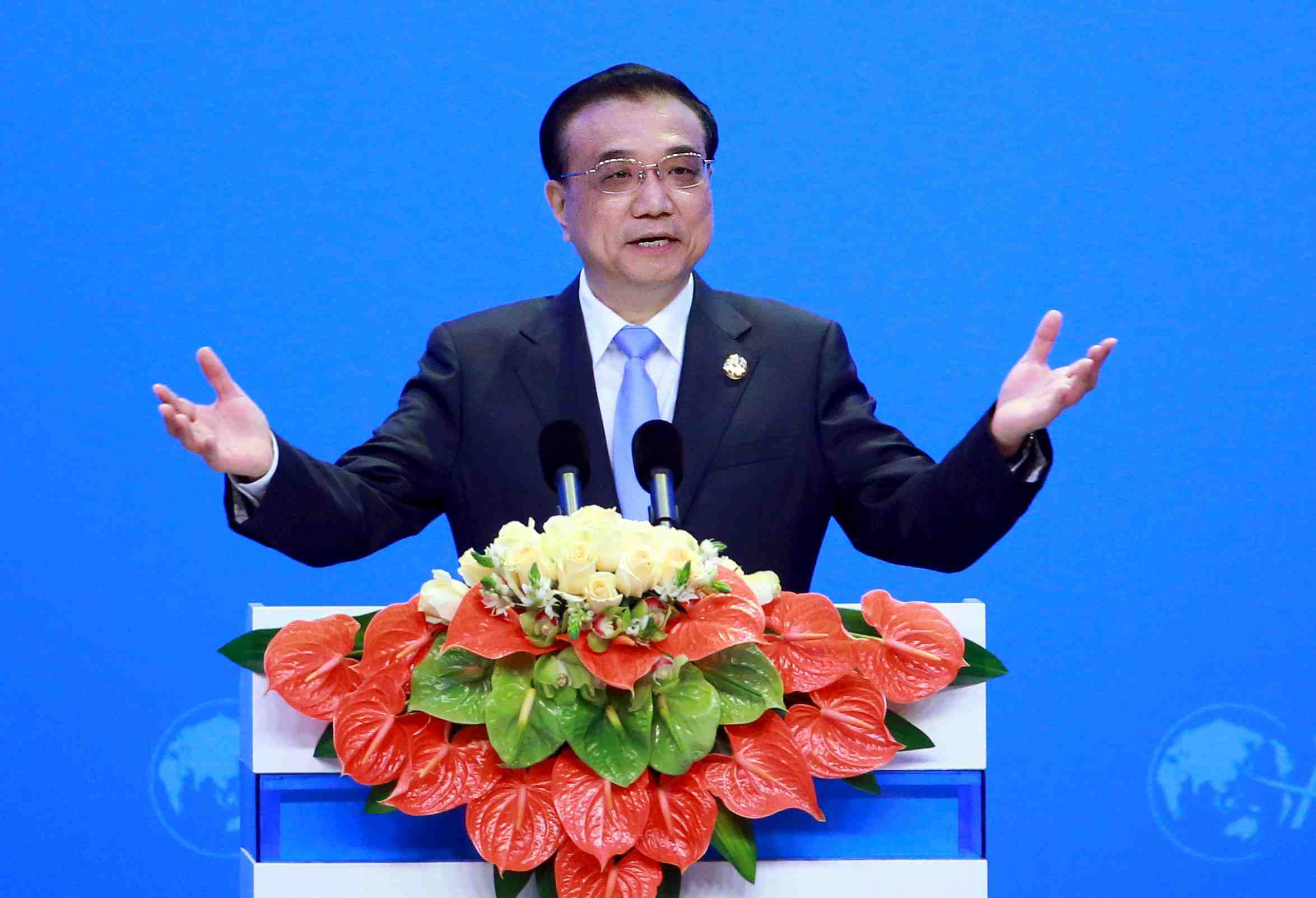 Li keqiang tente de rassurer sur la stabilite de l'economie chinoise