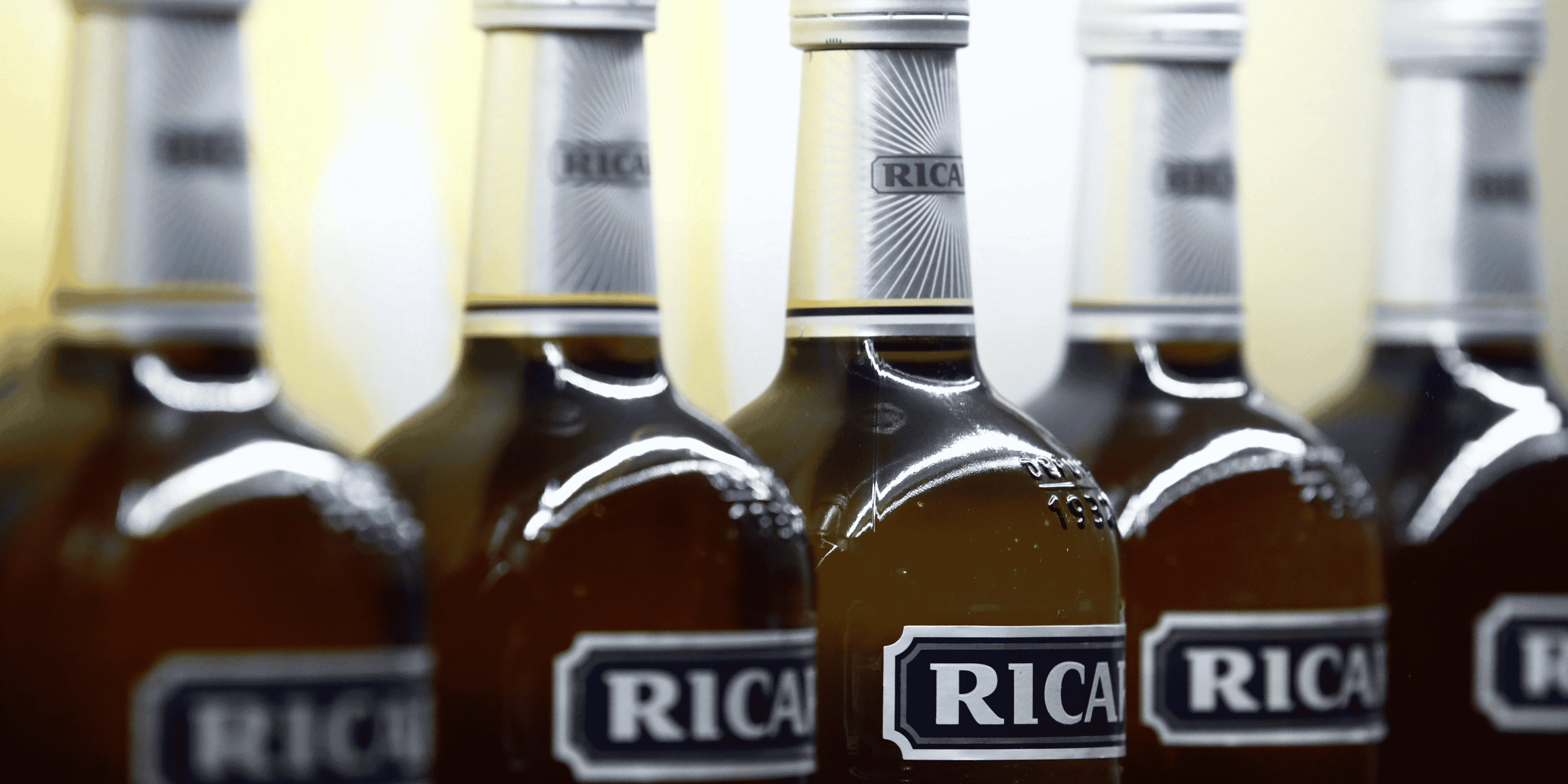 Gbl defend la strategie et le management de pernod ricard