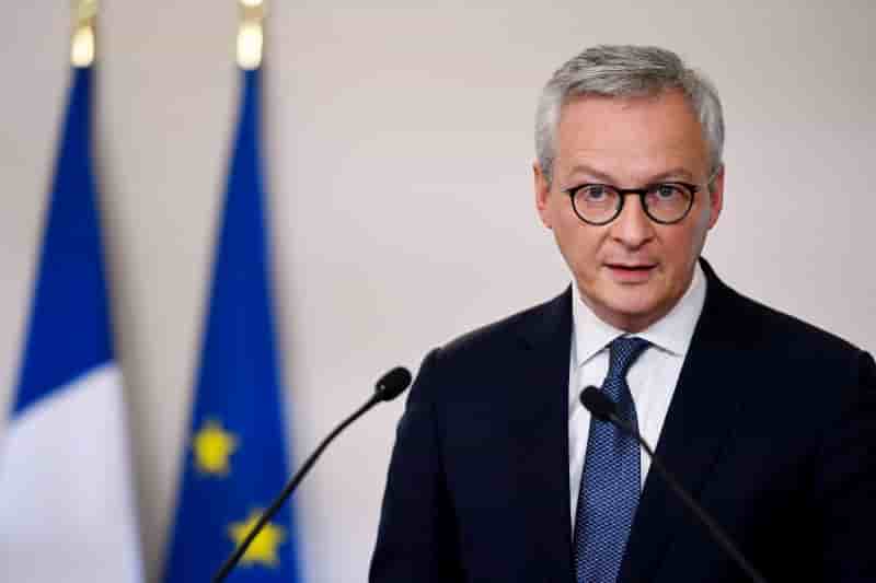 France: contraction du pib attendue a -11% en 2020, annonce le maire