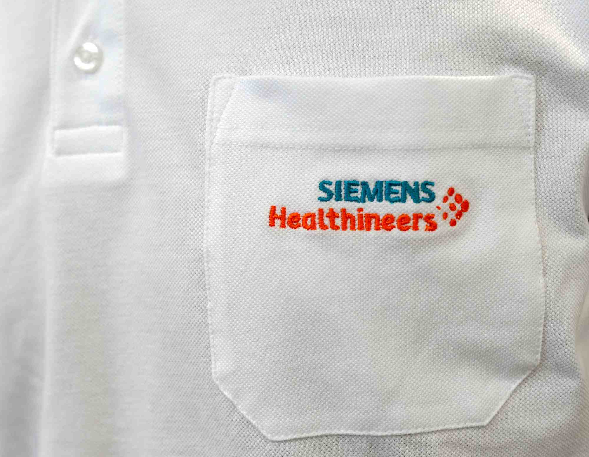 Siemens healthineers: baisse du benefice au 3e trimestre mais perspectives confirmees