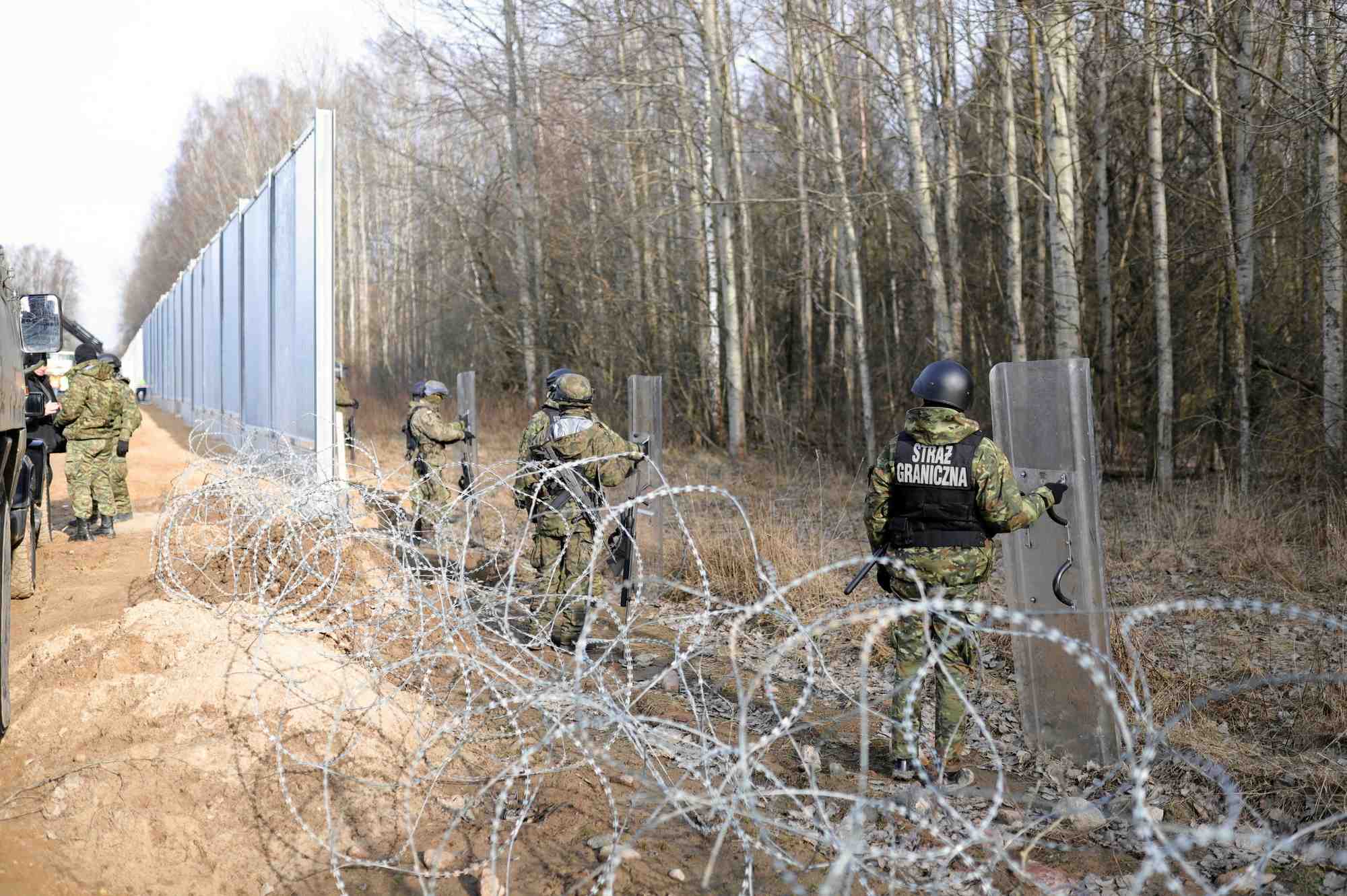 La frontiere entre la pologne et la bielorussie a tolcze, en pologne