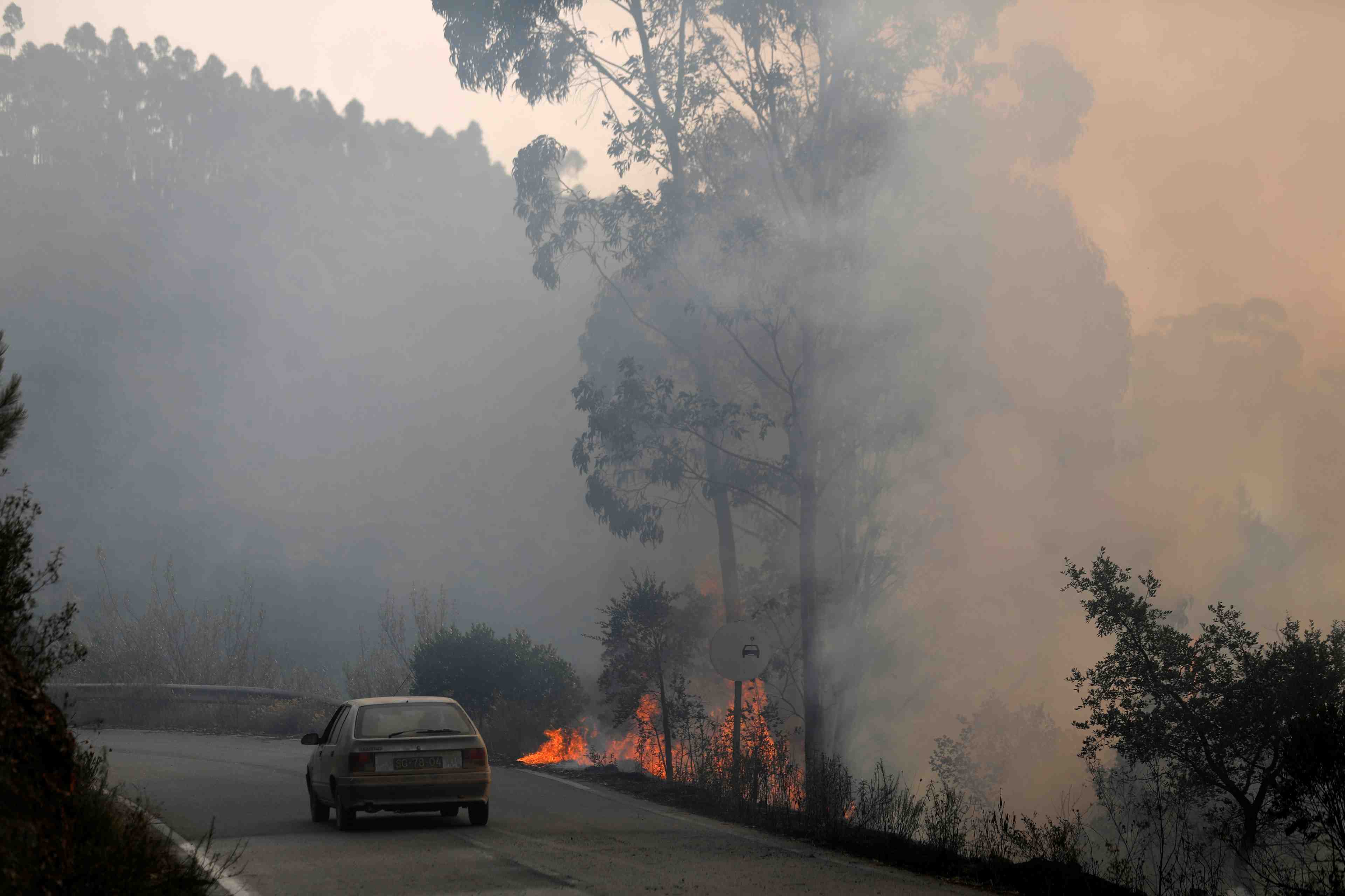 Incendie au portugal, plus de 1.150 pompiers mobilises
