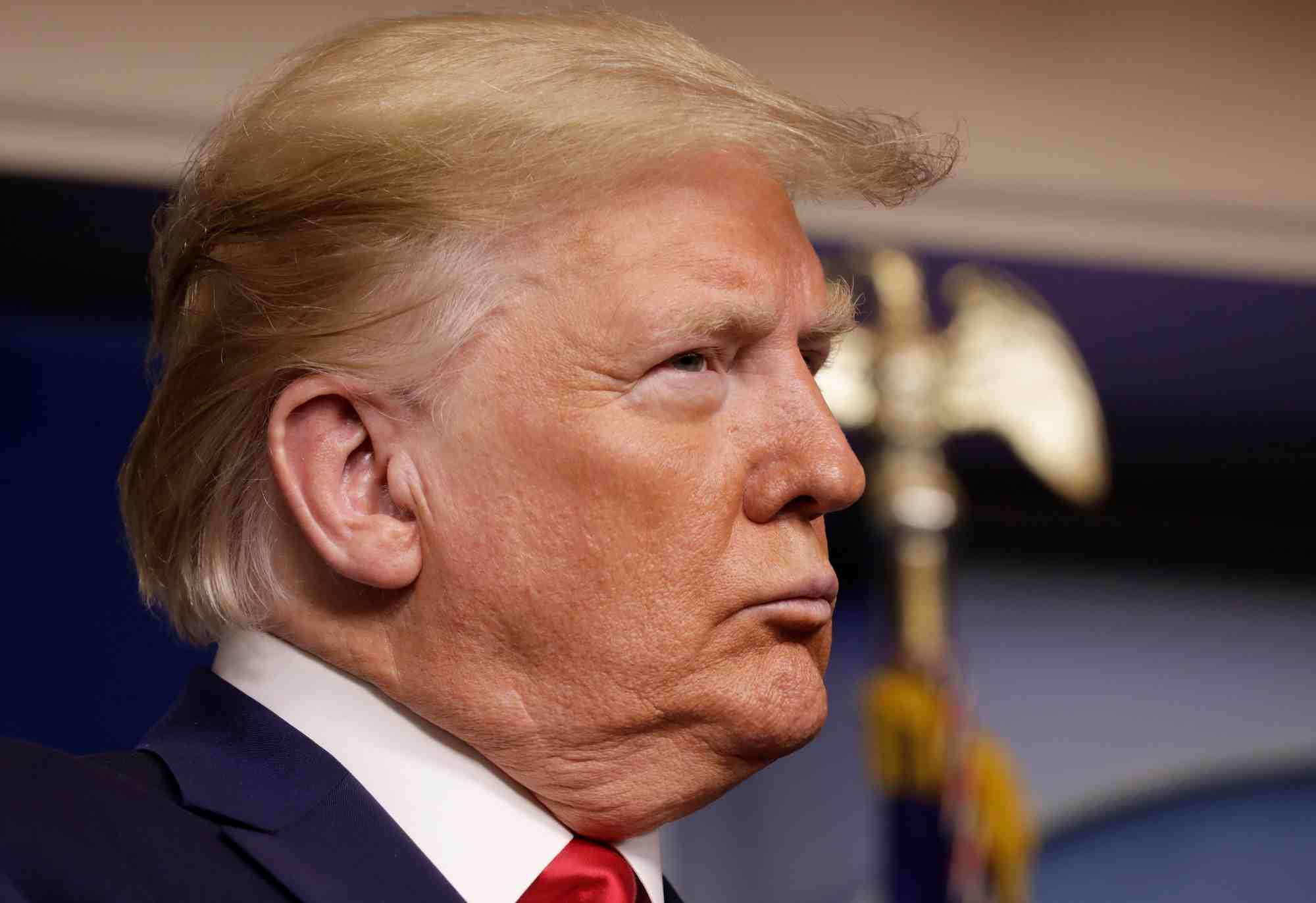 Coronavirus: trump dit avoir propose l'aide us a l'iran et la coree du nord