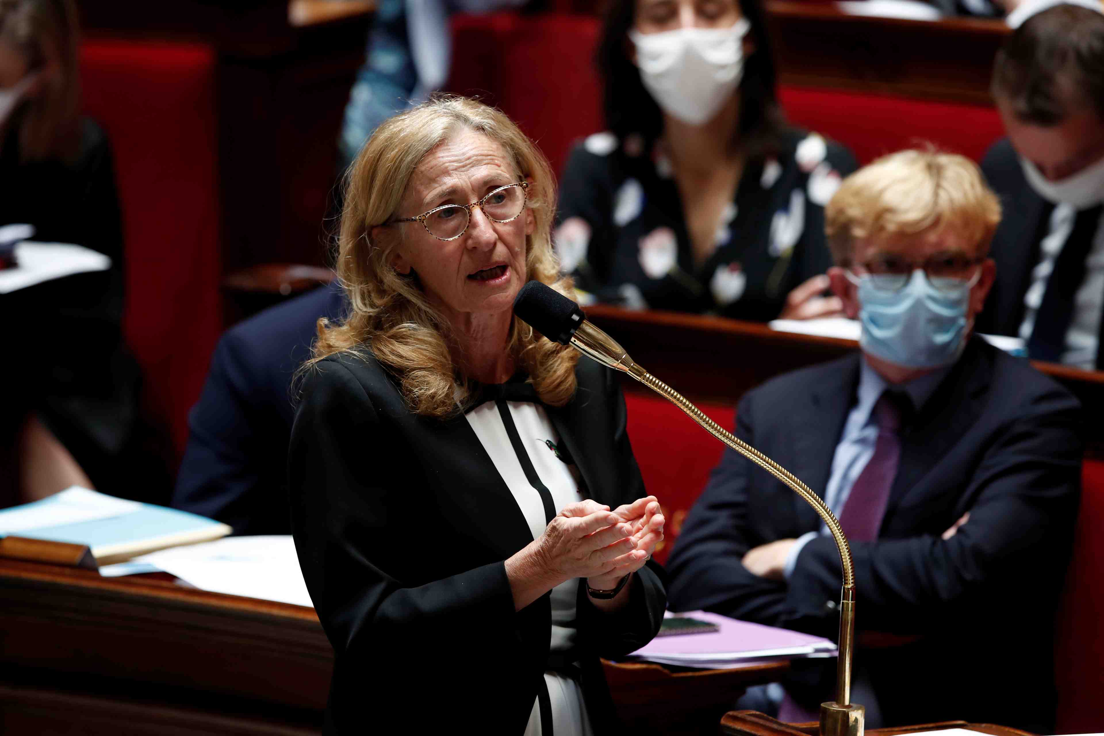 France/ecoutes: belloubet ordonne une inspection sur l'enquete du pnf
