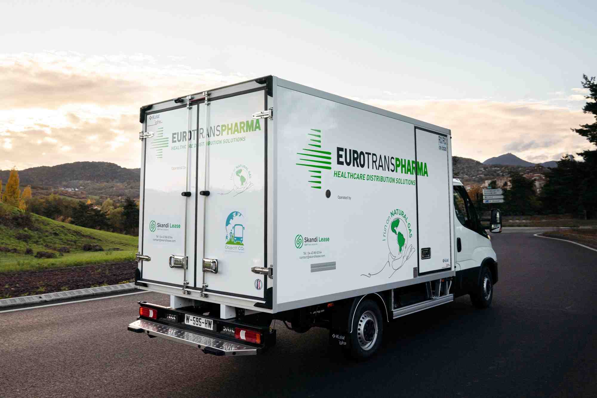 Eurotranspharma, déjà présent dans neuf pays (France, Belgique, Pays-Bas, Luxembourg, Espagne, République tchèque, Slovaquie, Royaume-Uni et Roumanie), lance un nouveau réseau de livraison de produits pharmaceutiques en Allemagne.
