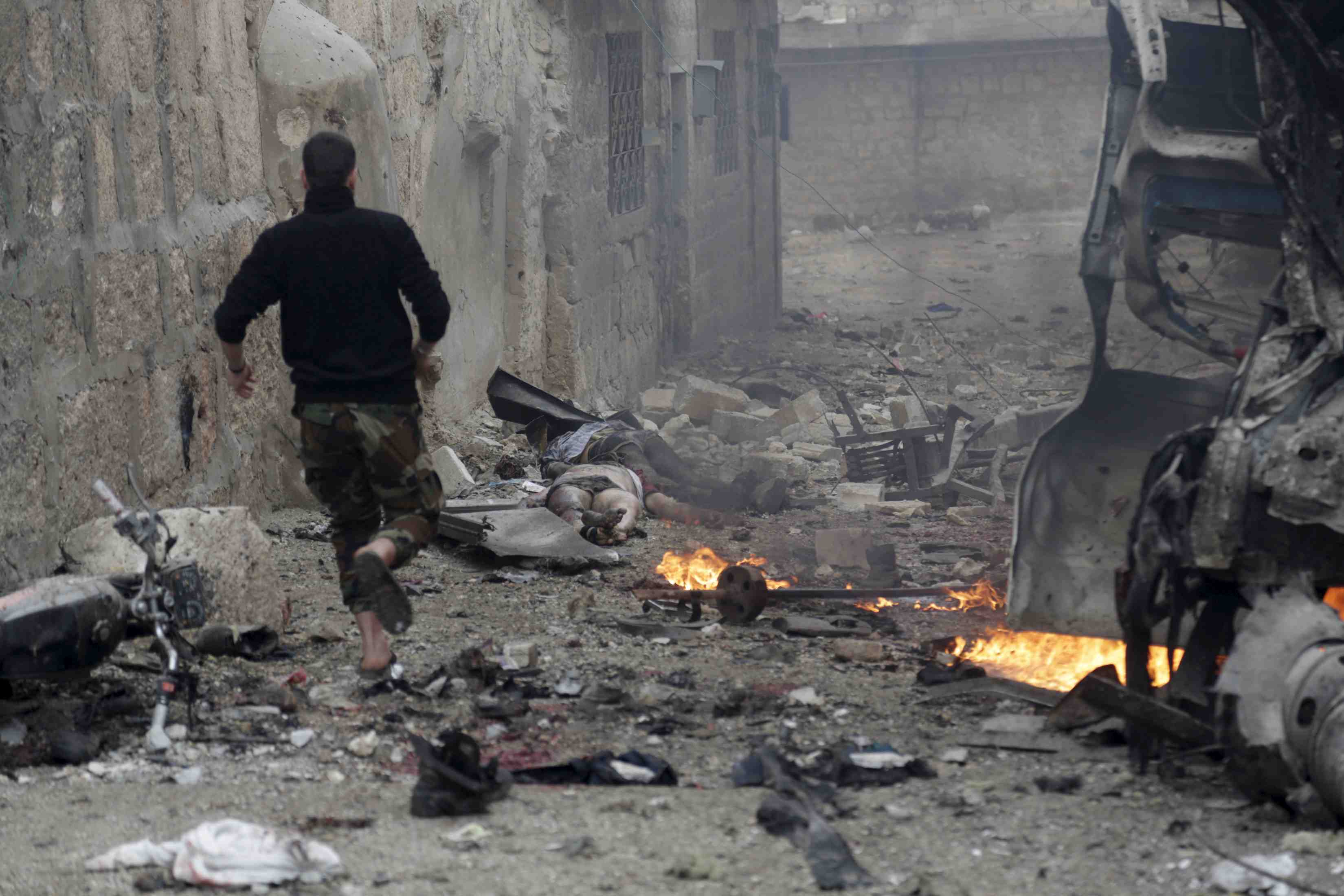 Les frappes russes en syrie auraient fait au moins 3.000 morts