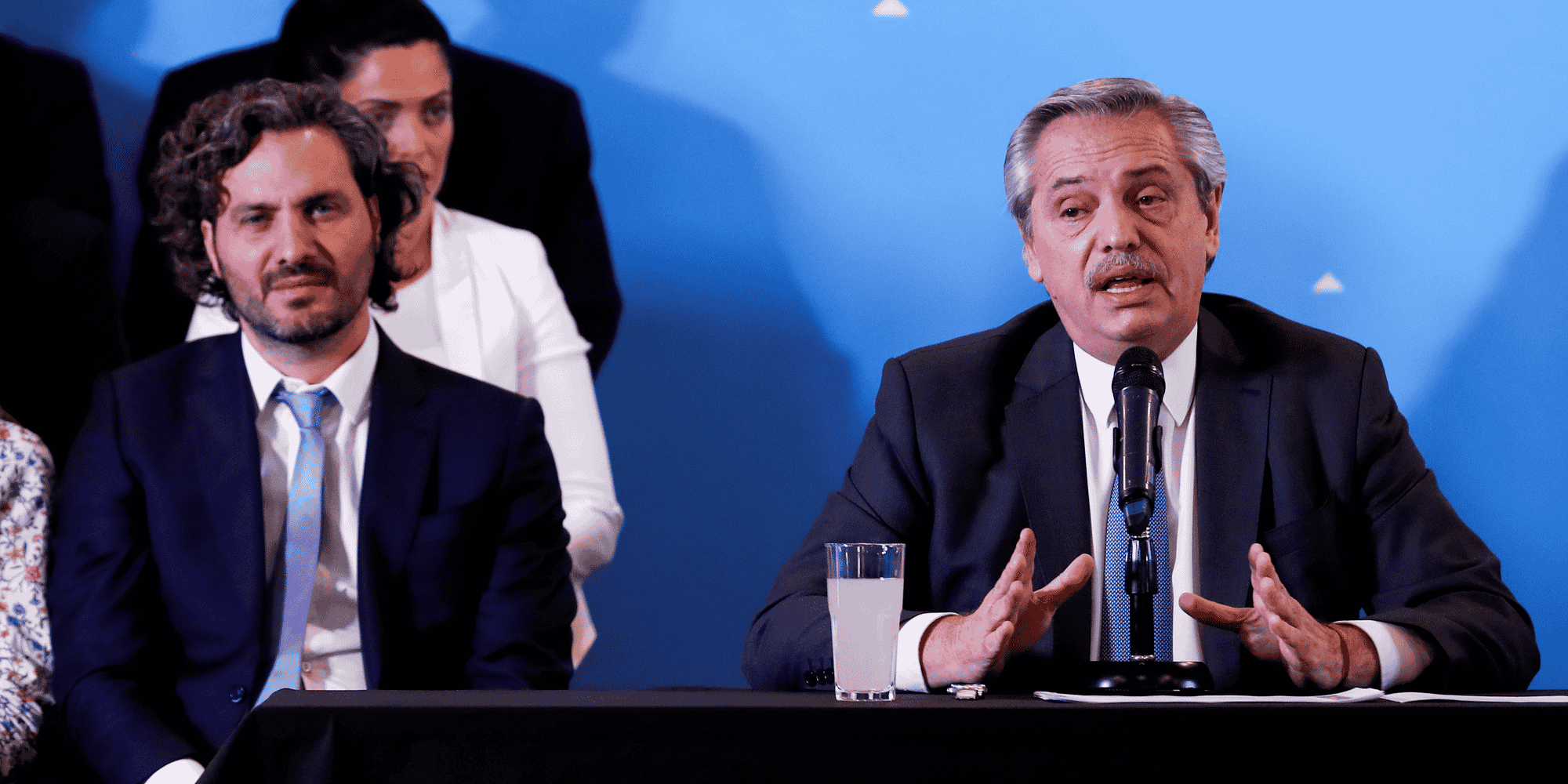 Le président Alberto Fernandez (à dr.) souhaite décourager la dollarisation de l'économie.