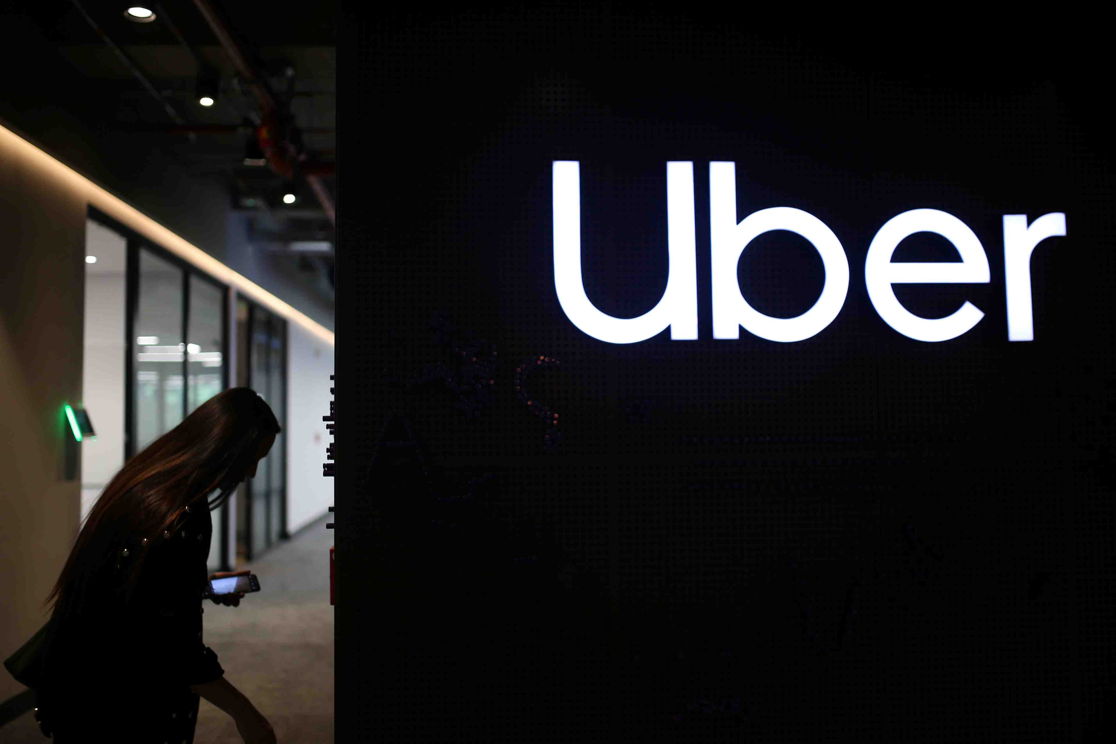 Uber accuse une perte de $2,9 mds, percoit des signes encourageants dans le deconfinement