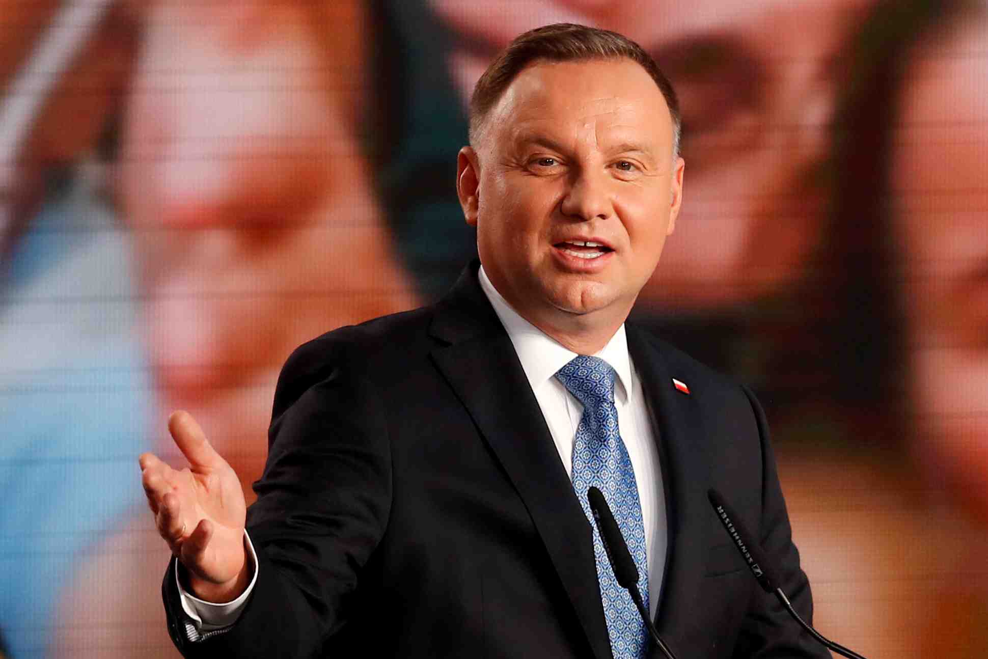 Pologne: le president sortant en tete au 1er tour de la presidentielle