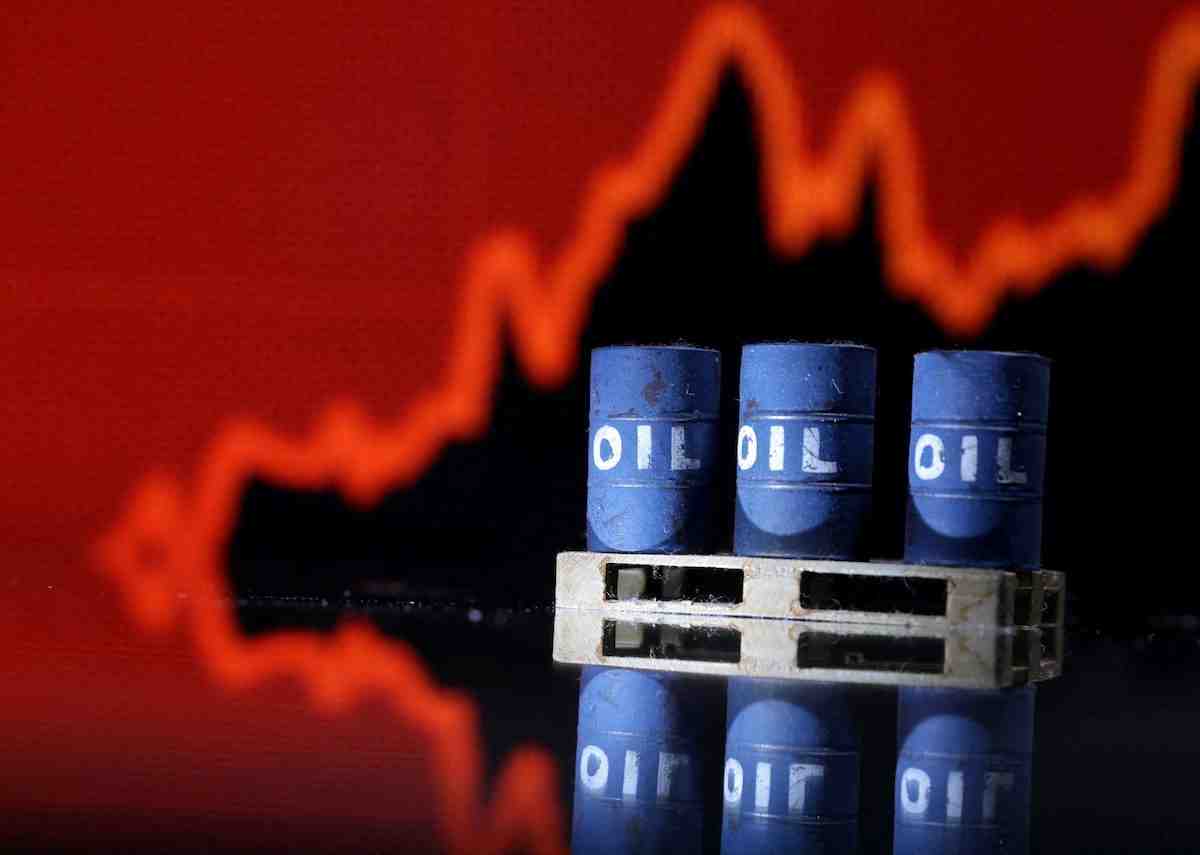 La guerre suscite des craintes sur ses conséquences sur l'inflation, la hausse des coûts de l'énergie est en effet une des principales causes de la flambée des prix actuelle.