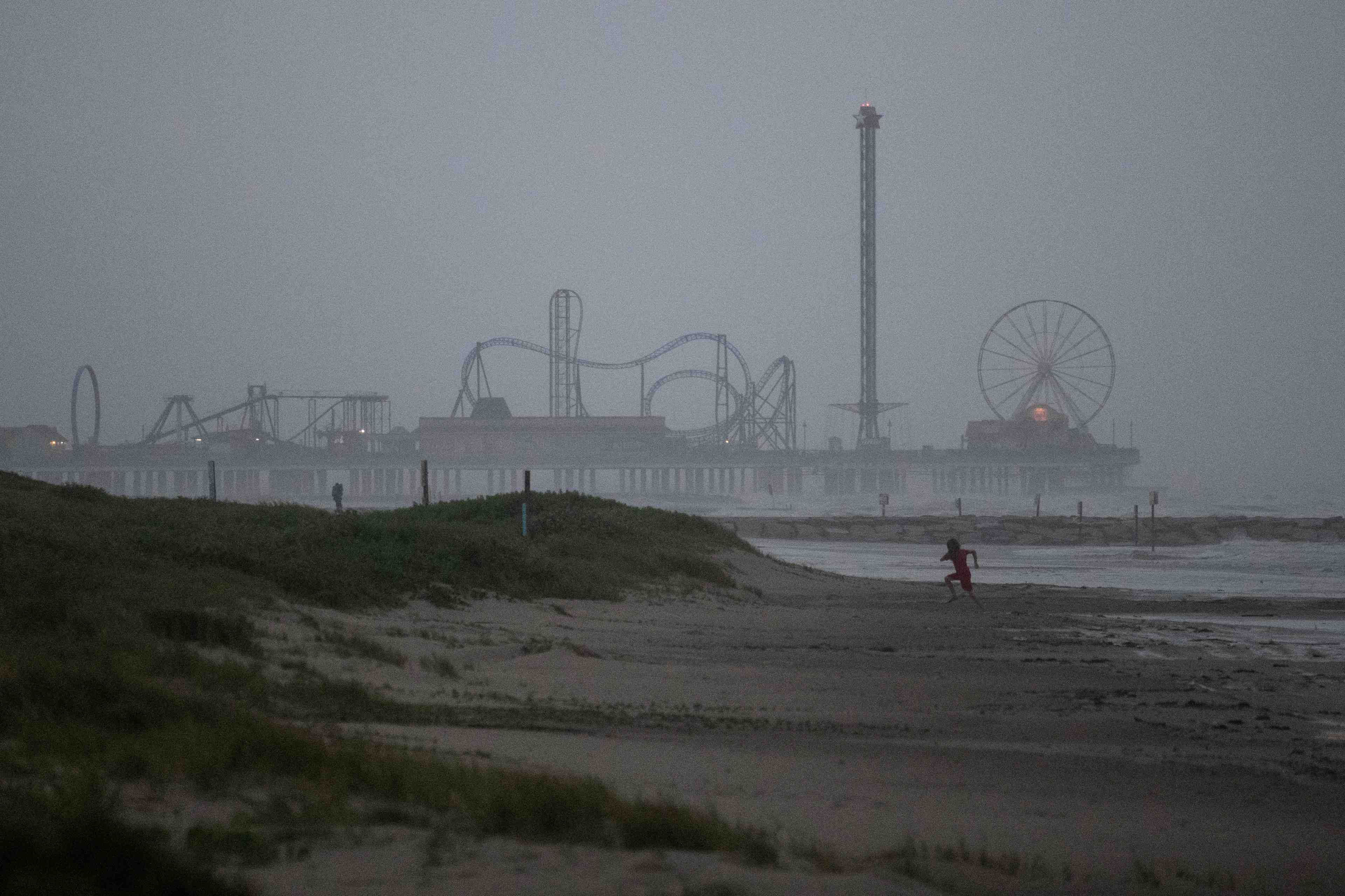 La tempete nicholas s'approche du texas et de la louisiane