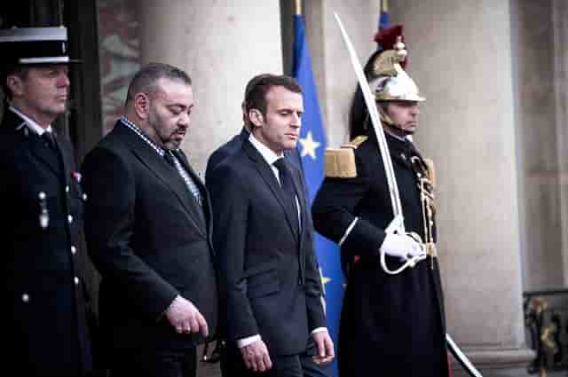 Emmanuel Macron Roi du Maroc