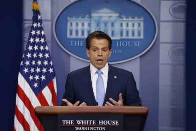 Le nouveau "dircom" de trump cordial avec la presse