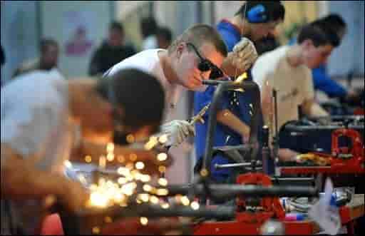 NON AFP, apprentis à Lille, en février 2009.