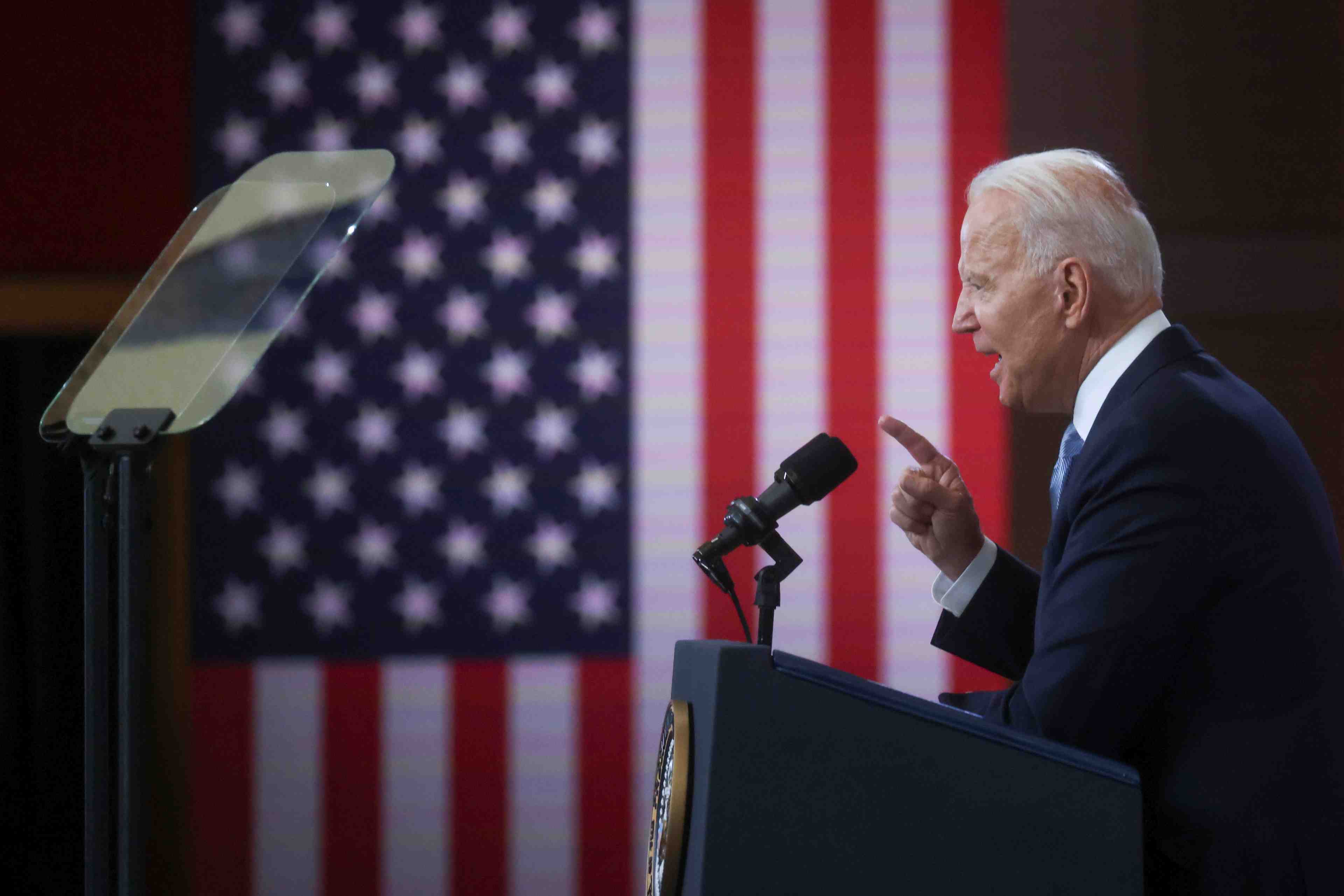 Biden prone une loi sur le droit de vote rejetee par les republicains