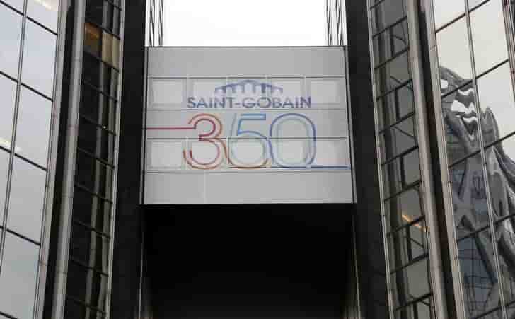 Saint-gobain s'attend une activite stable en france