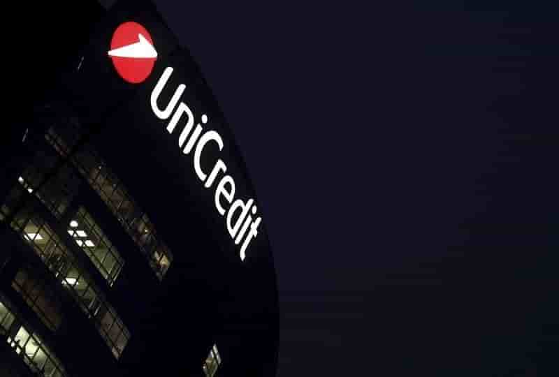 Unicredit place 20% de finecobank