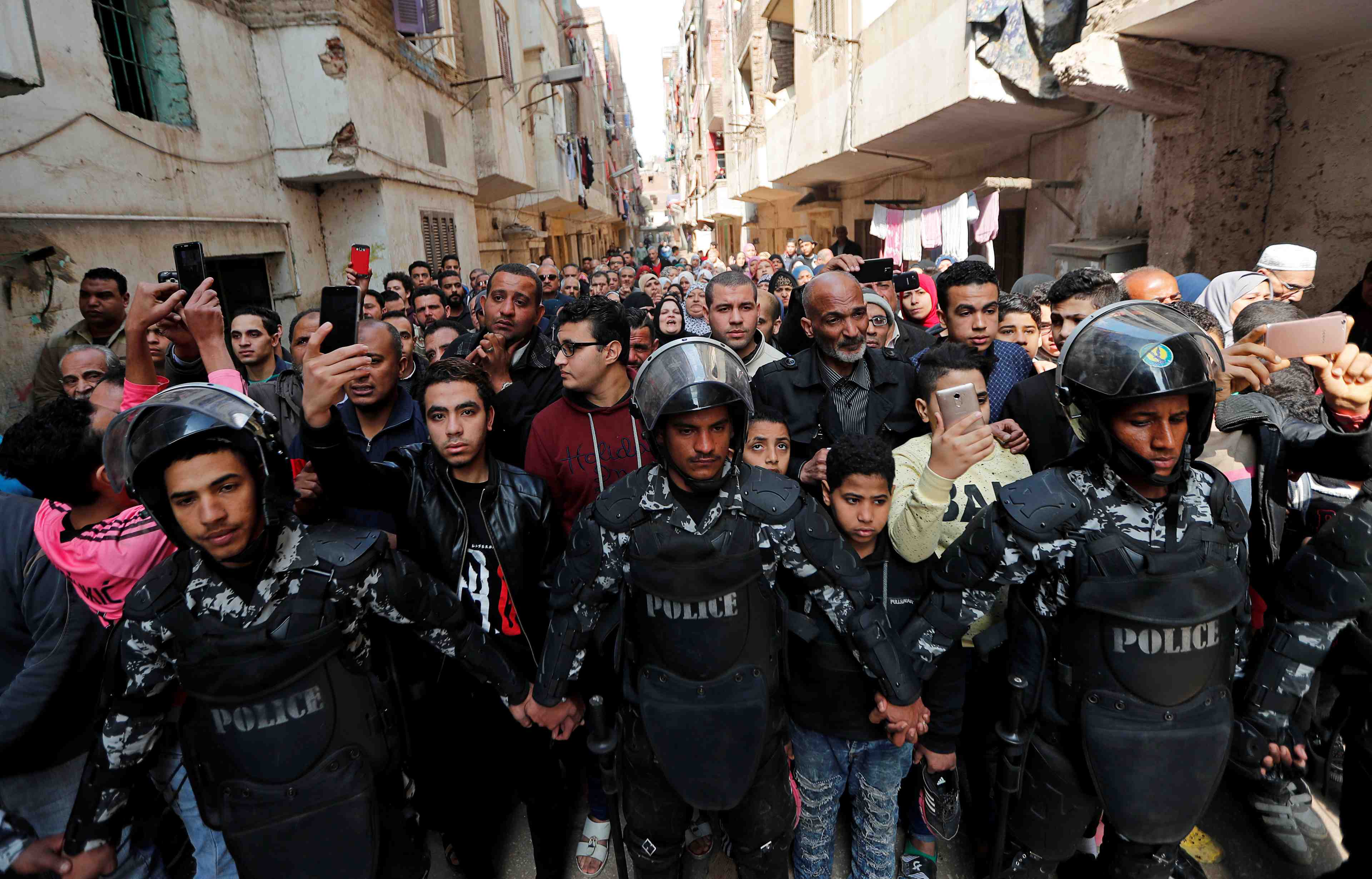Trois policiers egyptiens victimes d'une explosion au caire