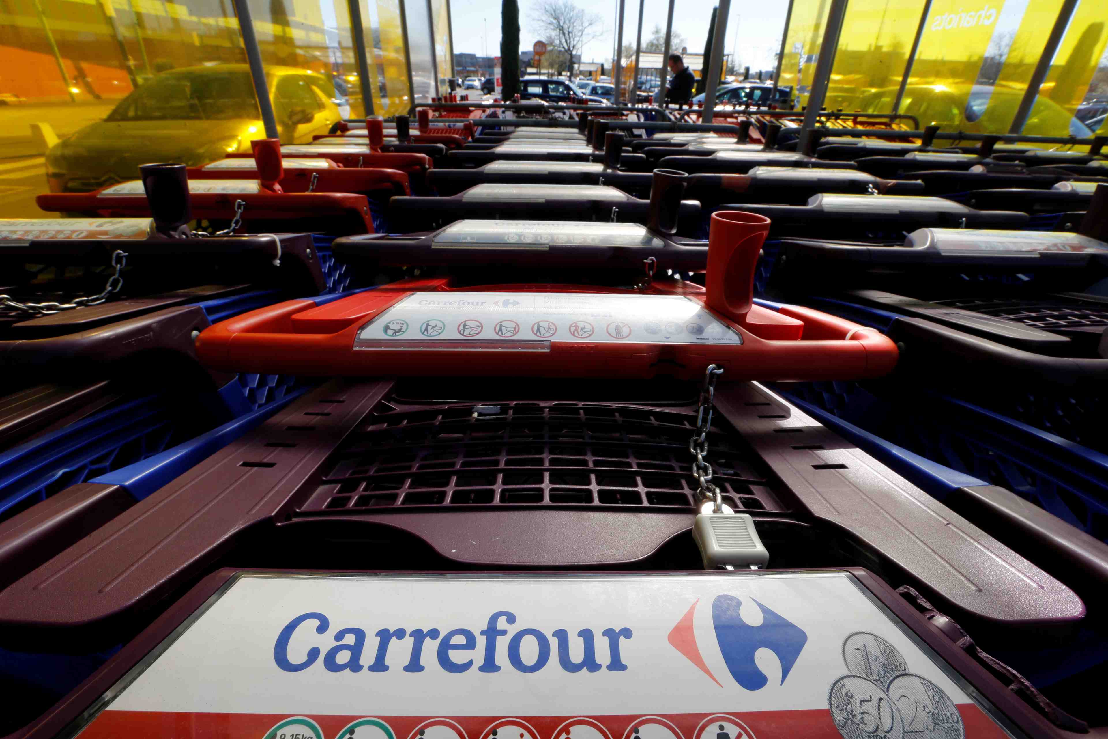Carrefour se relance dans le discount dans le nord de la france