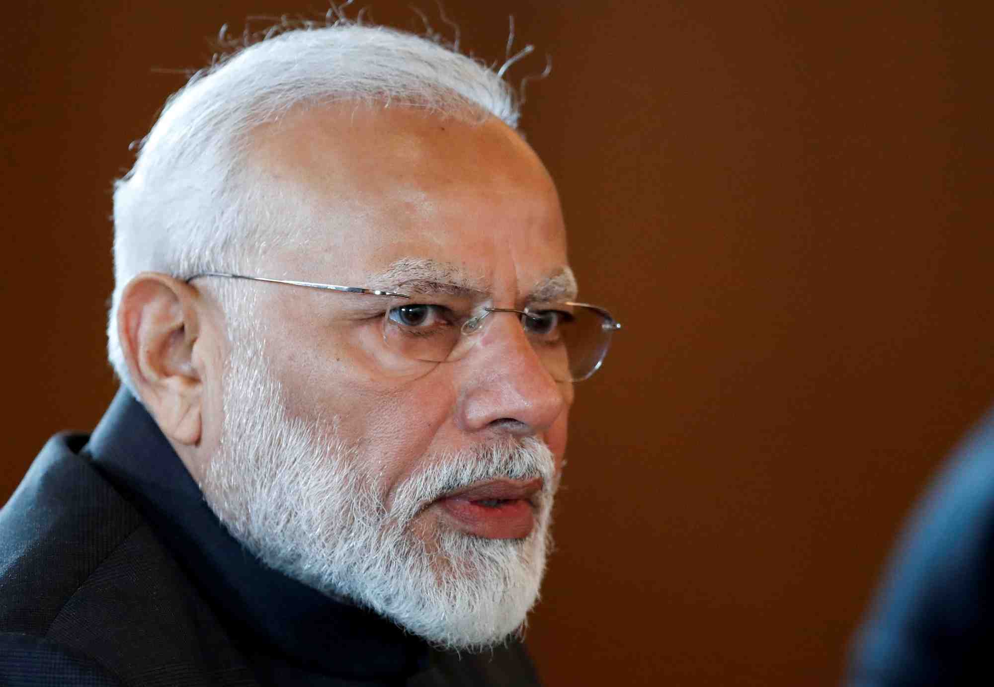 Narendra Modi, qui espère décrocher un troisième mandat, deviendrait en cas de succès le deuxième Premier ministre indien après Jawaharlal Nehru, héros de l'indépendance et premier chef de gouvernement du pays, à obtenir un troisième mandat consécutif.