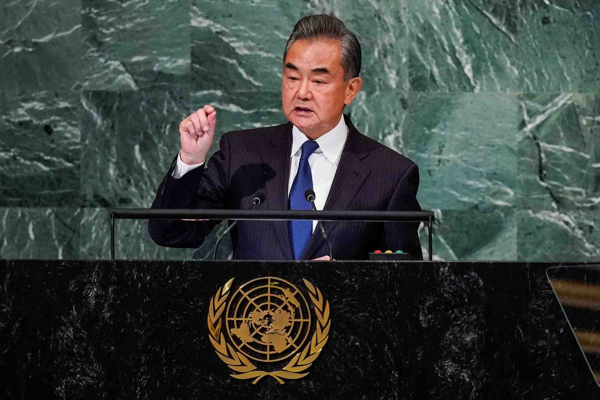 Le ministre chinois des affaires etrangeres, wang yi, s'adresse a la 77e session de l'assemblee generale des nations unies