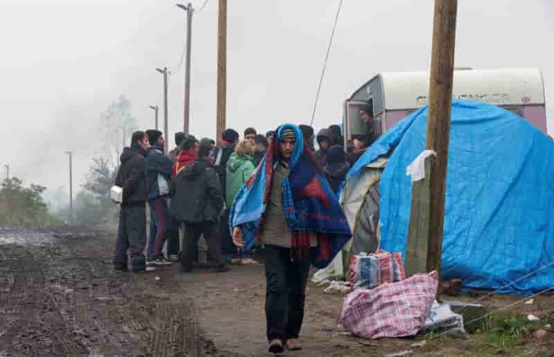 Appel a mettre fin aux deplacements collectifs de migrants a calais