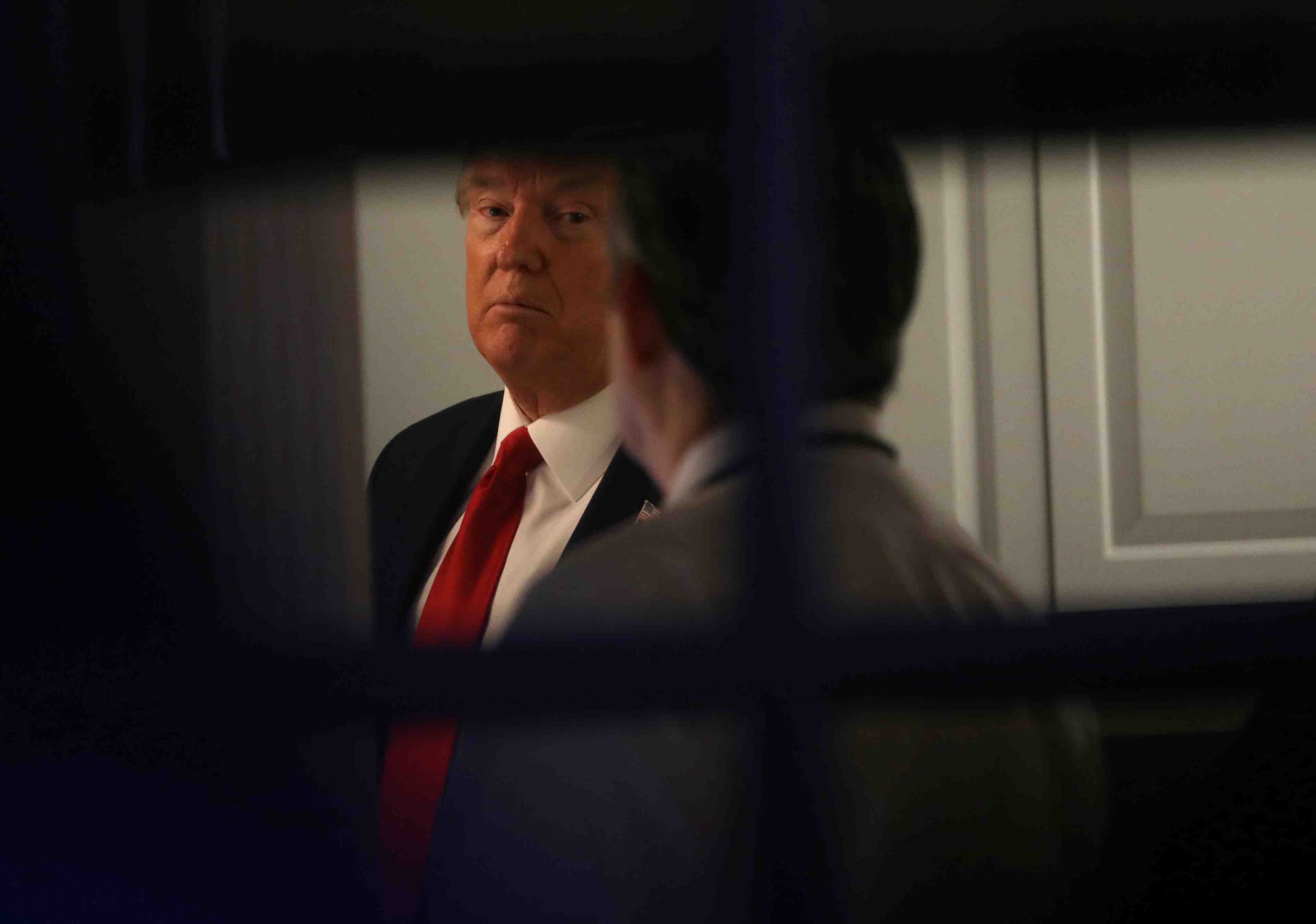 Trump s'interroge sur l'origine du nouveau coronavirus