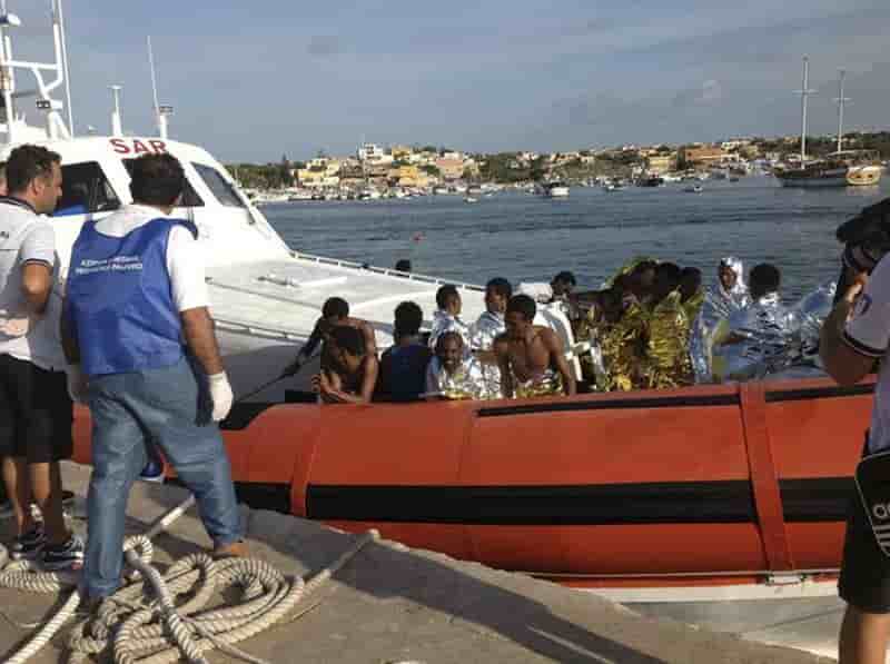 Des migrants survivants d'un naufrage à Lampedusa ont disparu