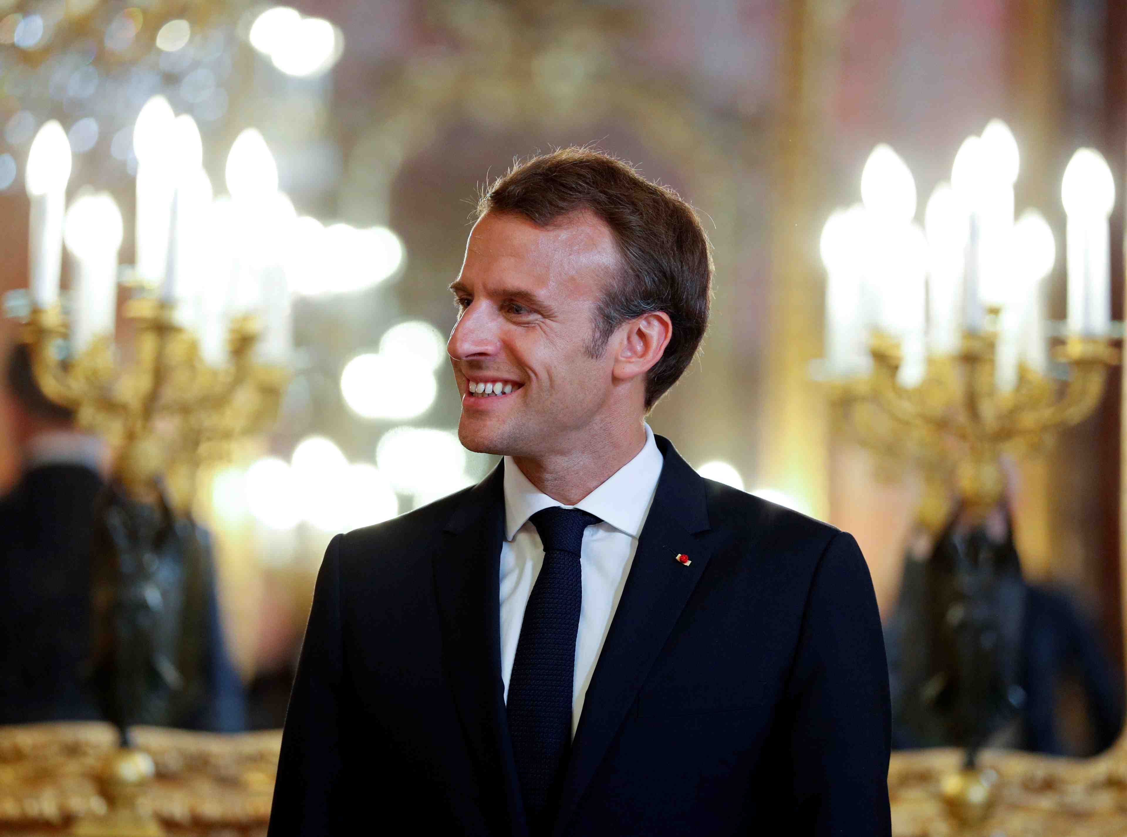 Macron "determine" a "mener a son terme" la reforme des institutions
