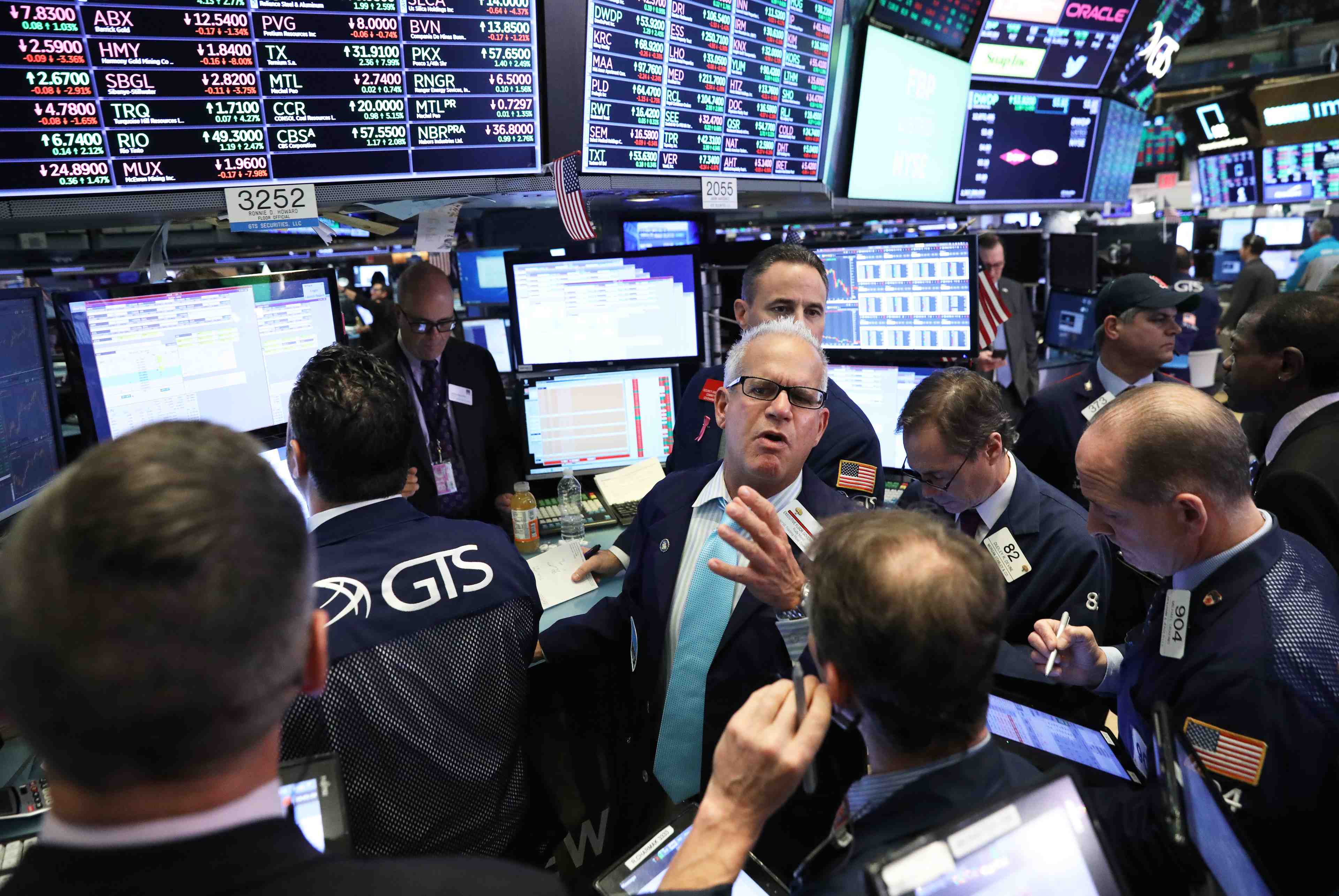Wall street entame le mois en hausse