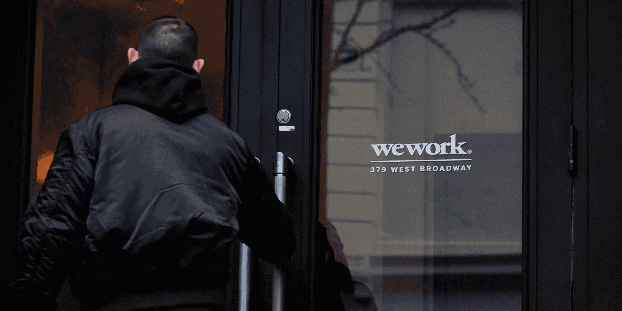Le retrait du prospectus de l'IPO devrait permettre à la nouvelle équipe dirigeante de travailler de manière plus confidentielle pour tenter de redresser les finances du spécialiste de la location de bureaux en partage.
