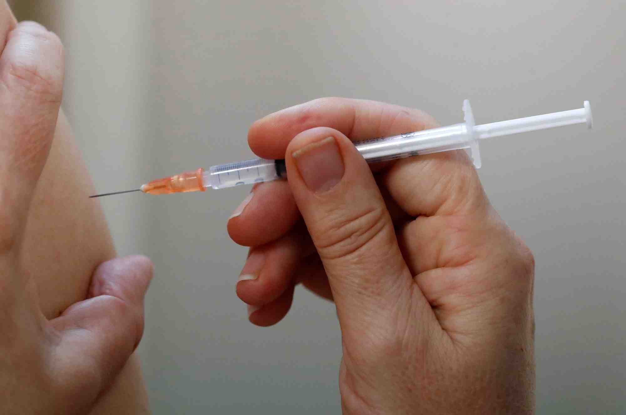 Coronavirus: la france a vaccine 422.127 personnes