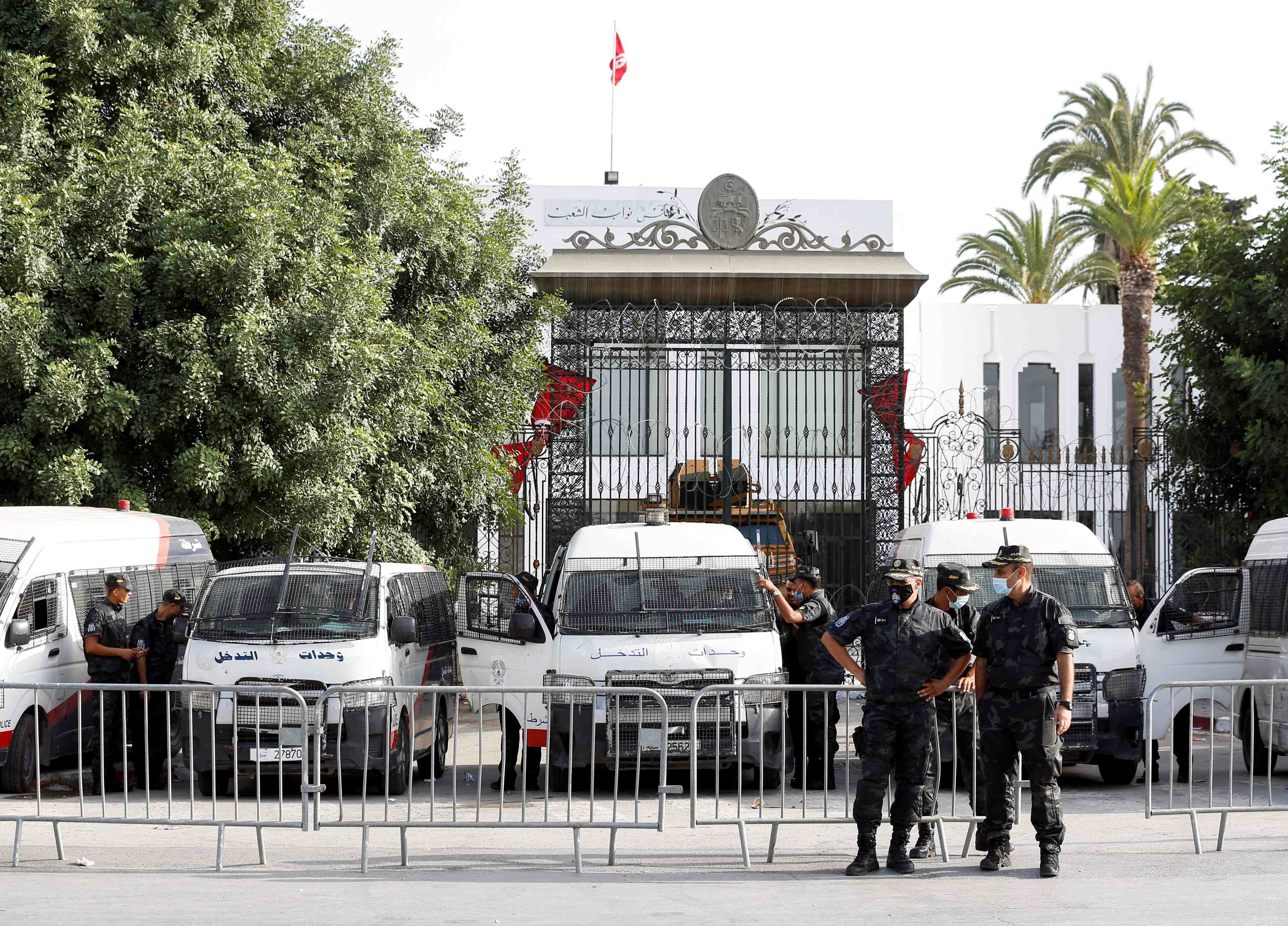 Tunisie: ennahda joue l'apaisement, l'ue appelle a la sortie de crise