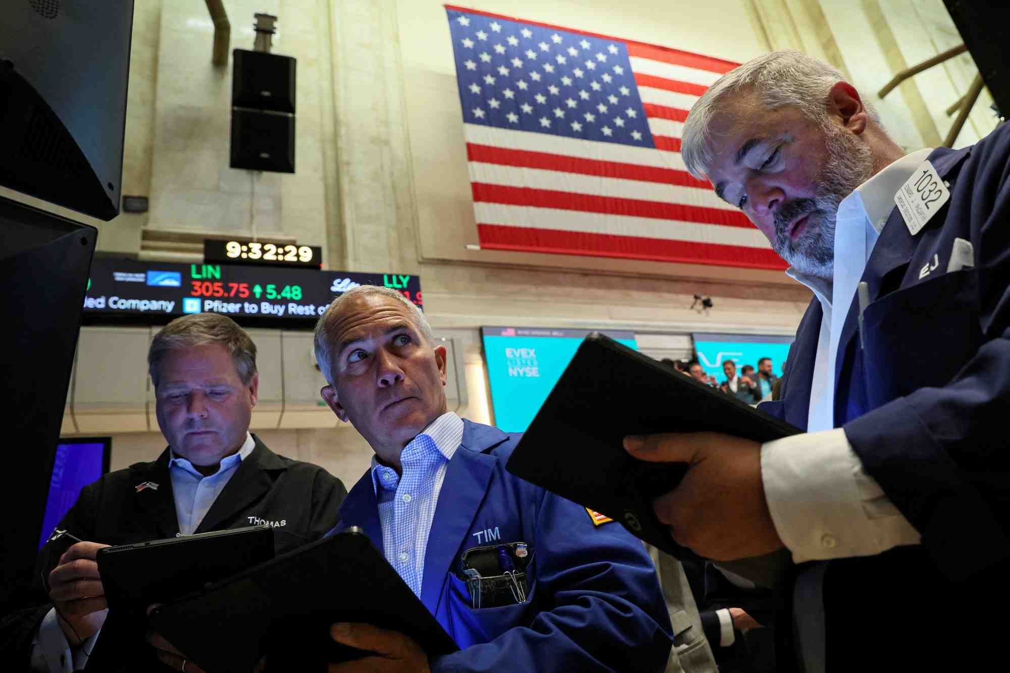 Wall street ouvre en baisse, l'inflation aux etats-unis plus elevee que prevu