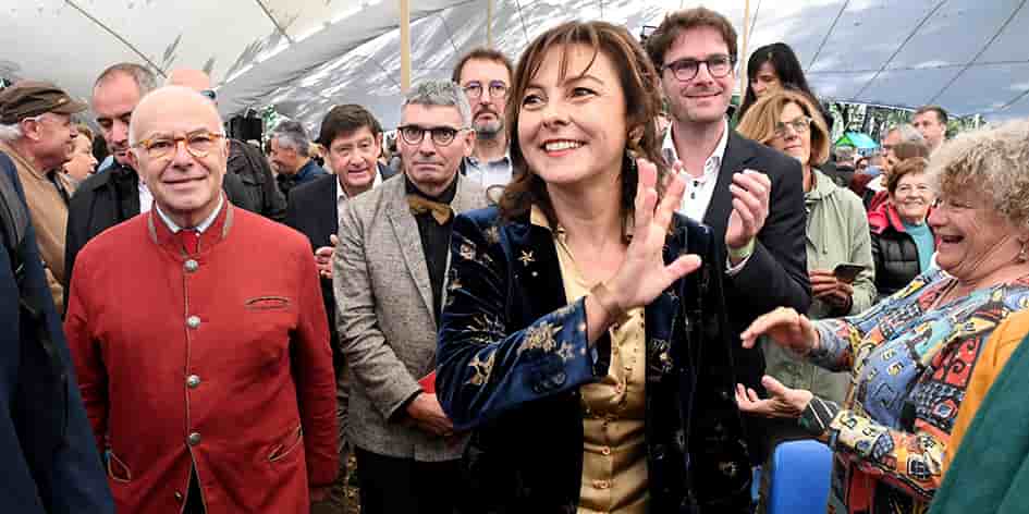 Bernard Cazeneuve et Carole Delga, le 28 septembre à Bram, lors des 4èmes rencontres de la gauche.