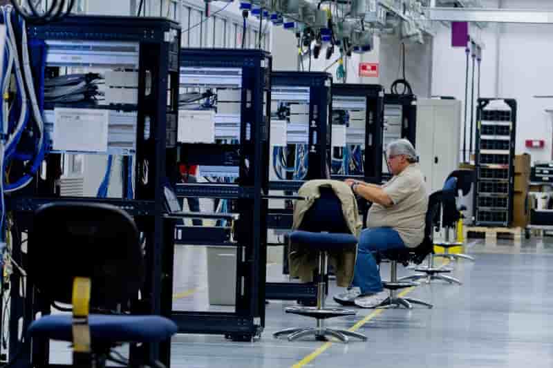 La croissance dans les services aux usa au plus bas en six mois