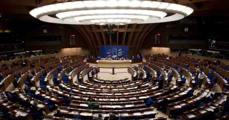 L’assemblee du conseil de l’europe veut demettre son president